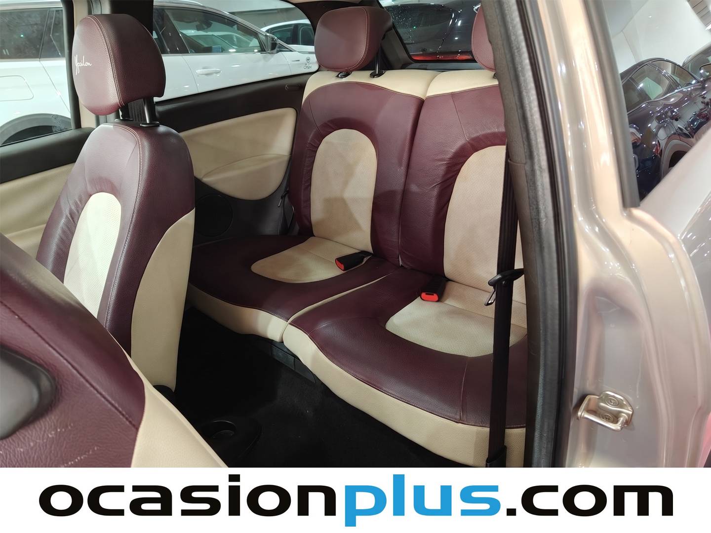 Foto asientos traseros Lancia Ypsilon Lancia Ypsilon 1.4 16v Platino (95 CV)