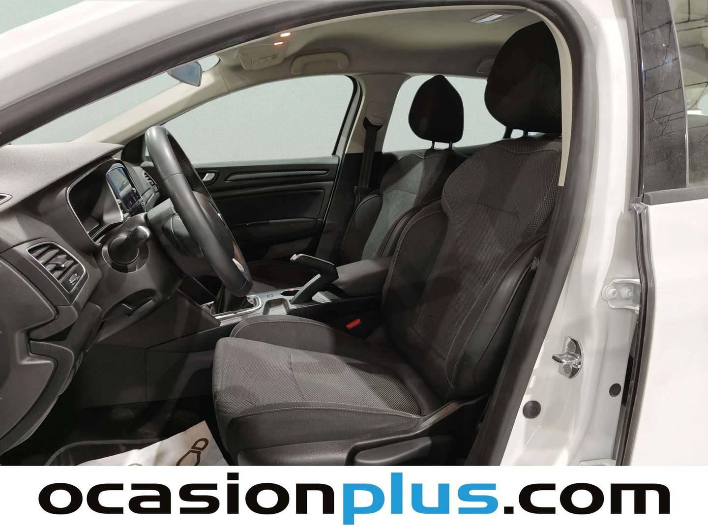 Foto asientos delanteros Renault Mégane Renault Megane Life Blue dCi (115 CV)