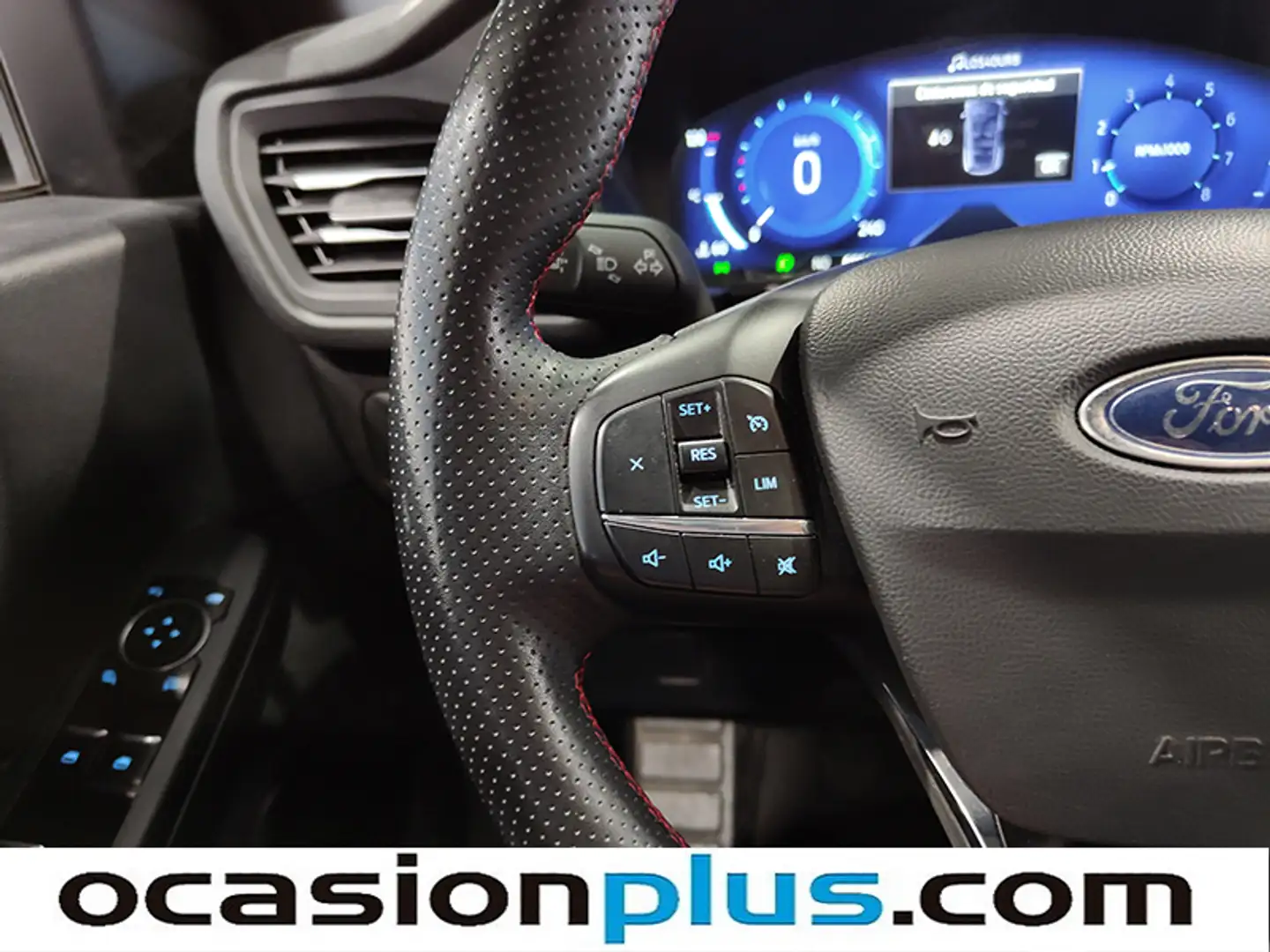 Foto Ford Kuga Ford Kuga 1.5 EcoBlue ST-Line (120 CV)