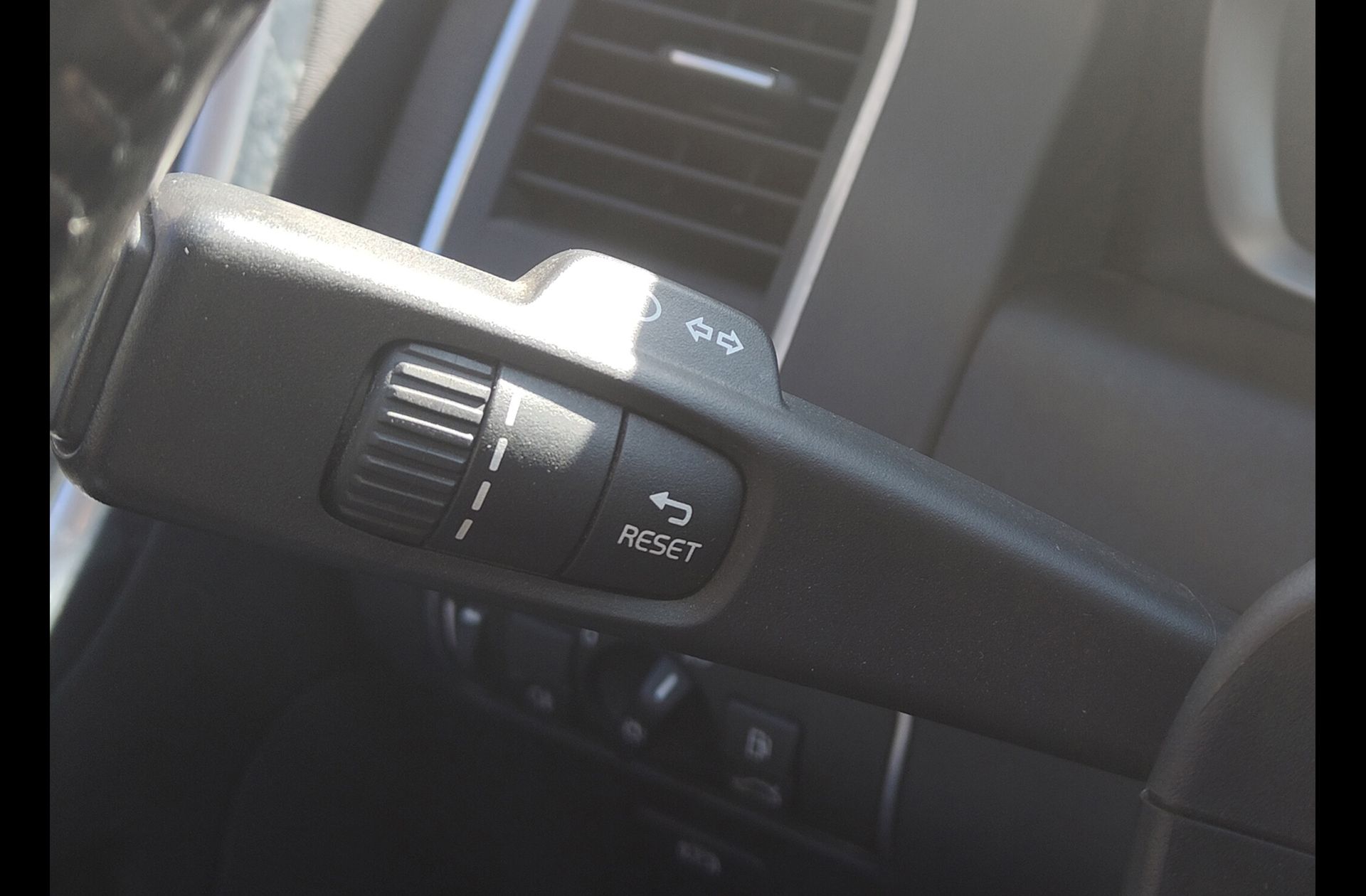 Volvo XC60 D3 Kinetic - foto 20