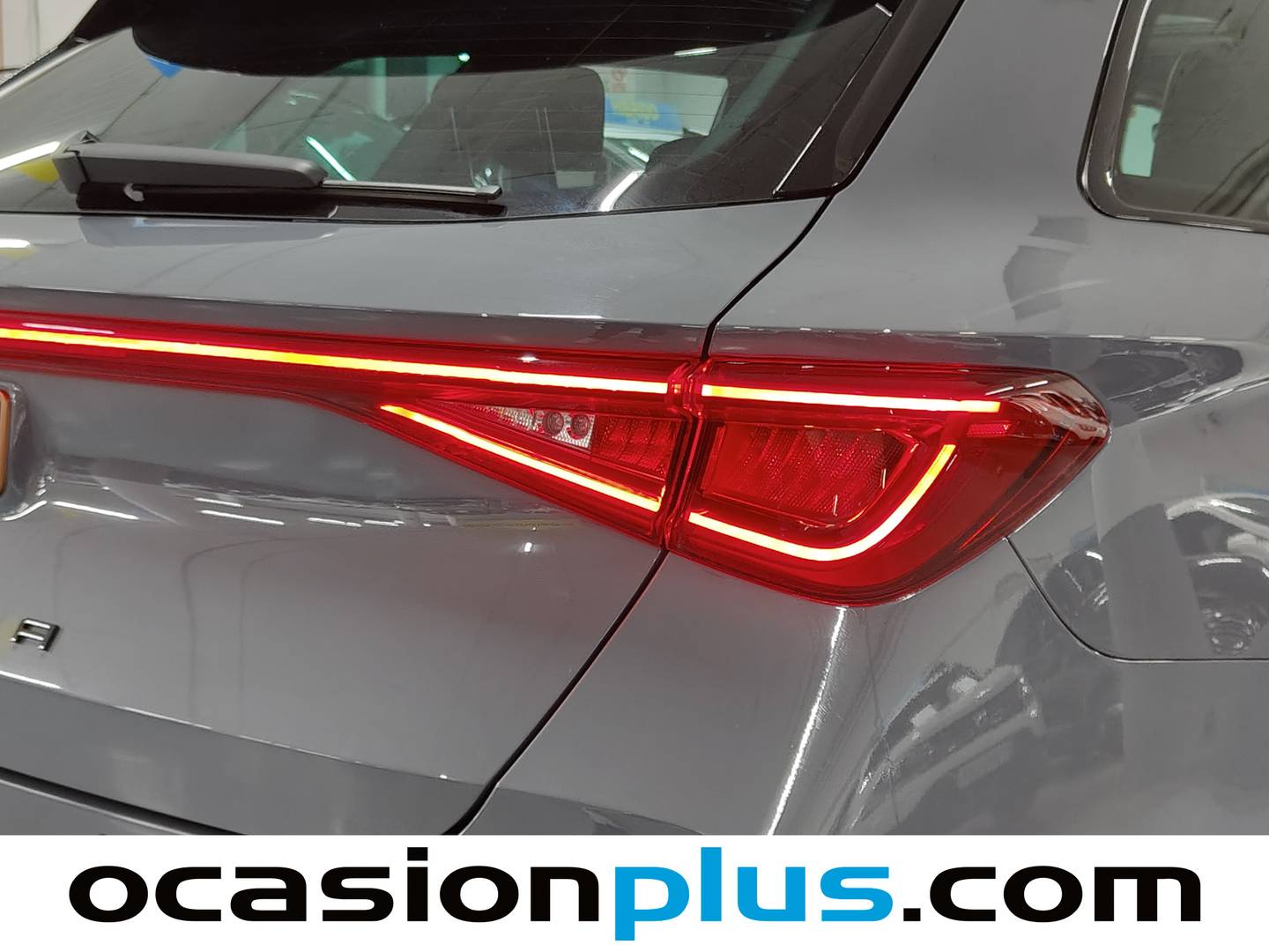 Foto Cupra León CUPRA Leon Sportstourer 1.5 eTSI DSG (150 CV)