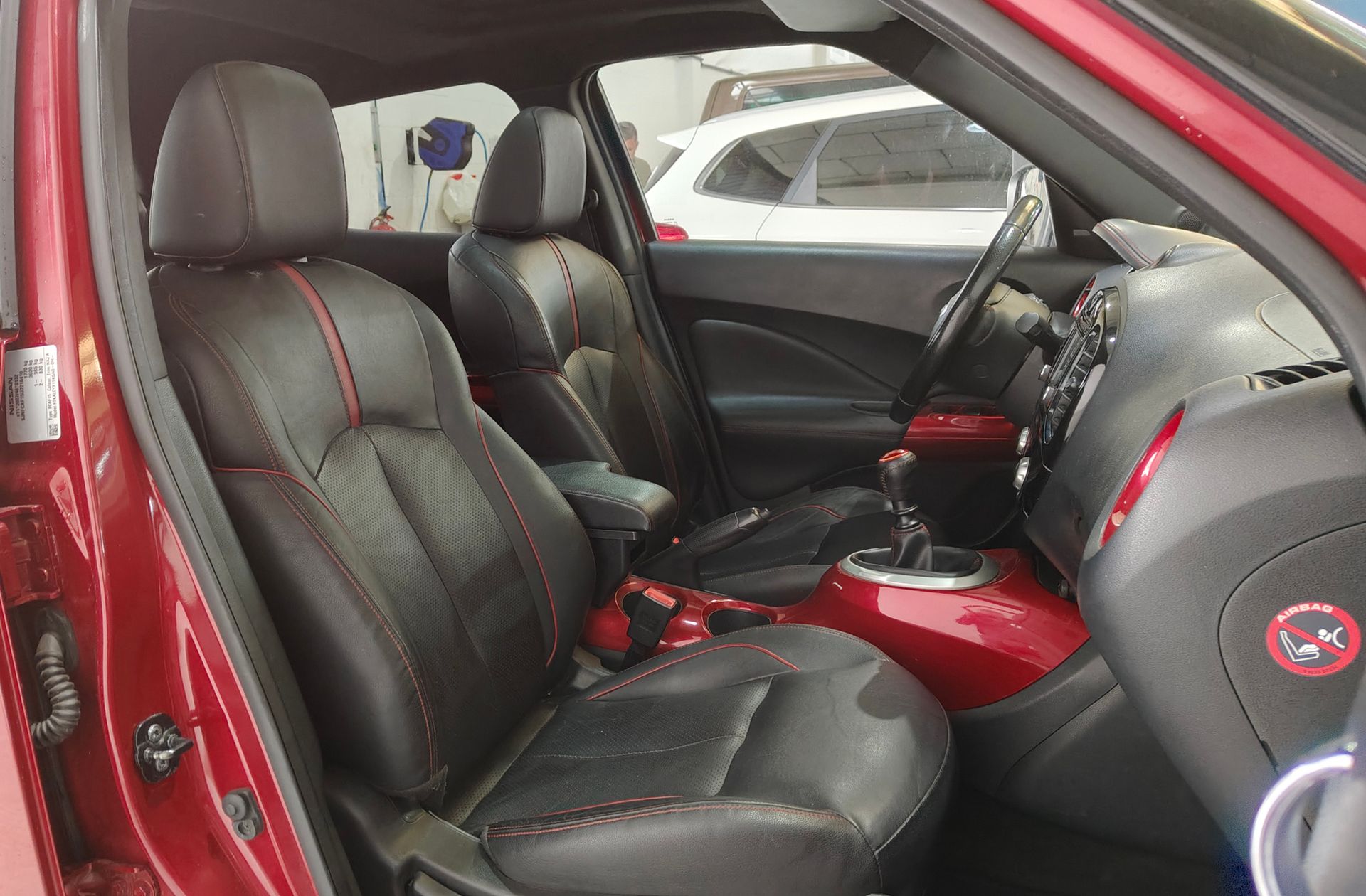 Nissan Juke 1.5 dCi Tekna 4x2 - foto 19