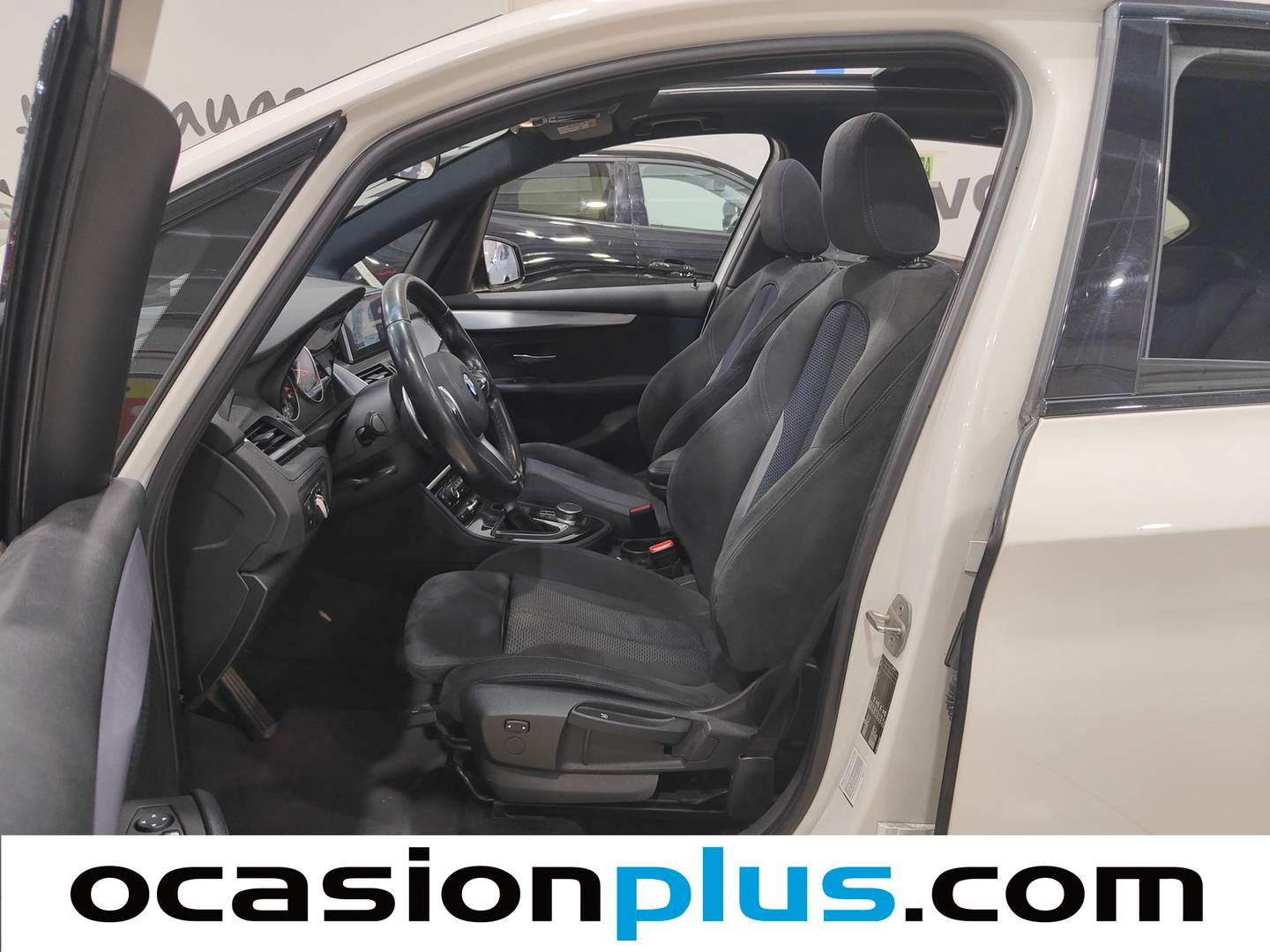 Foto asientos delanteros BMW Serie 2 Active Tourer BMW Serie 2 218d Active Tourer (150 CV) Pack M