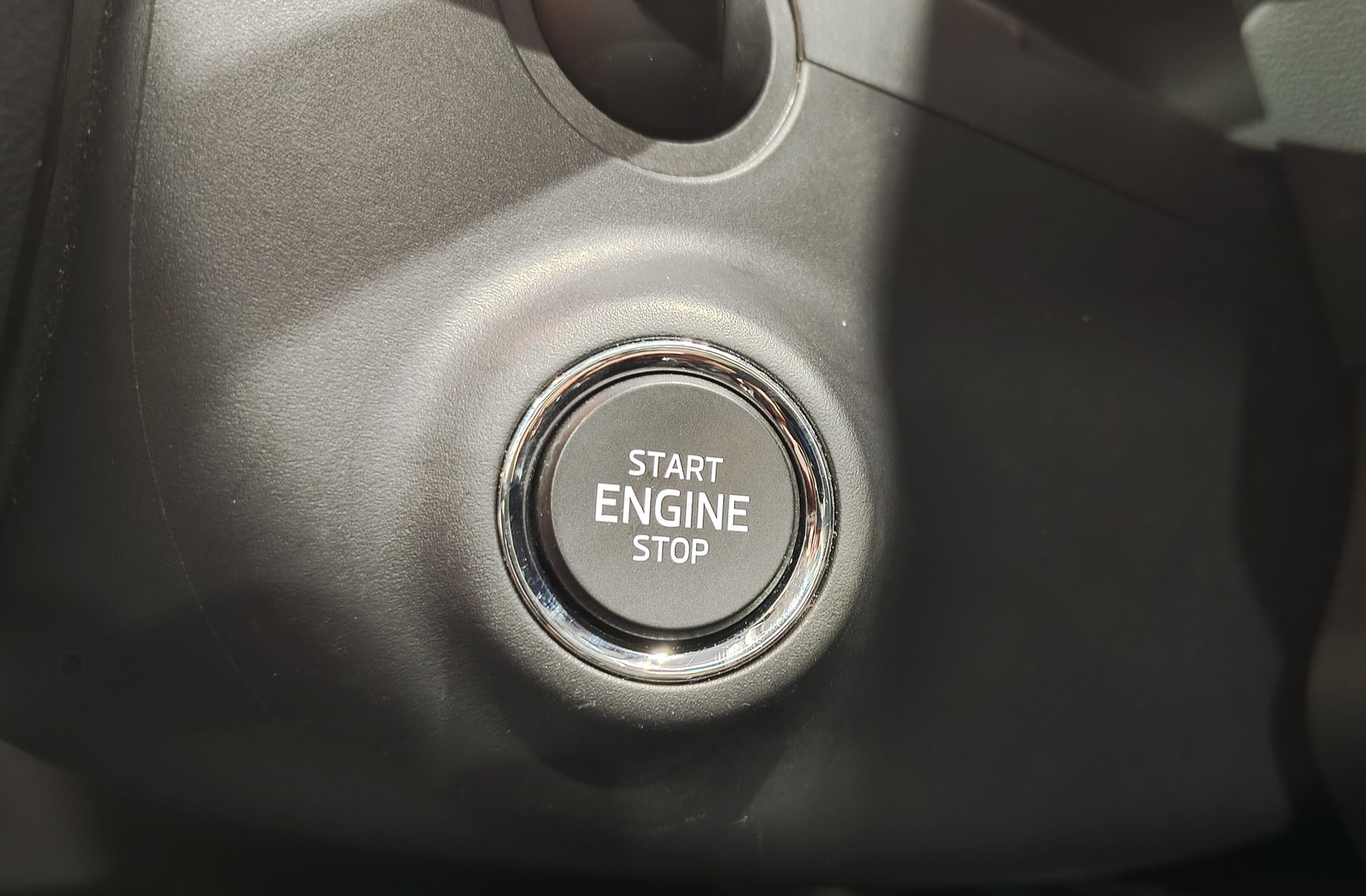 Škoda Karoq 2.0 TDI Selection - foto 28