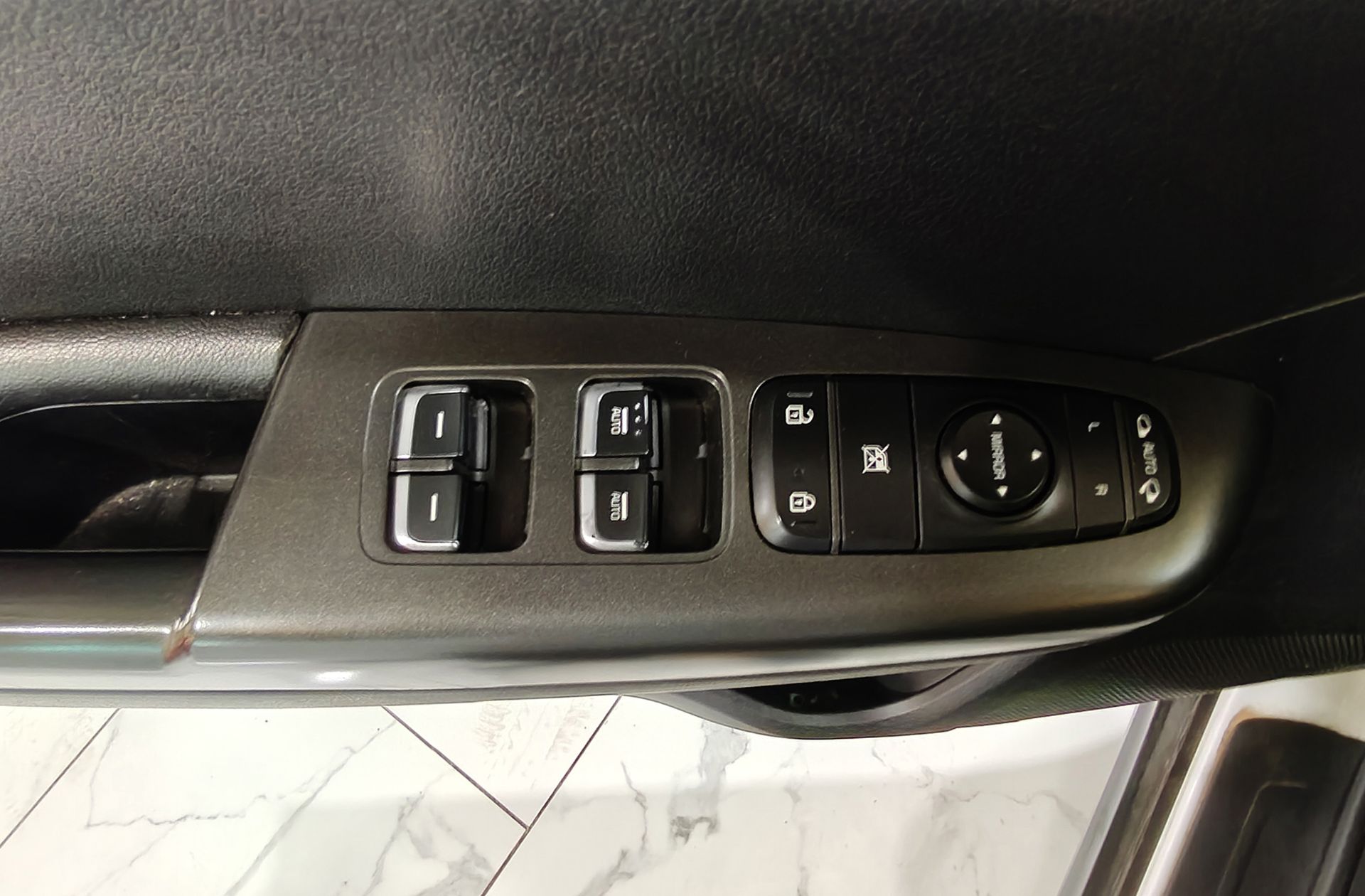 Kia Sportage 1.6 GDi x-Tech17 4x2 - foto 23