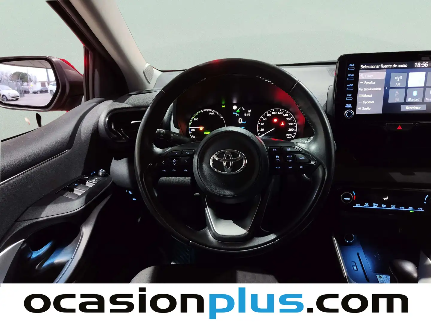 Foto Toyota Yaris Toyota Yaris 120H Business Plus (116 CV)