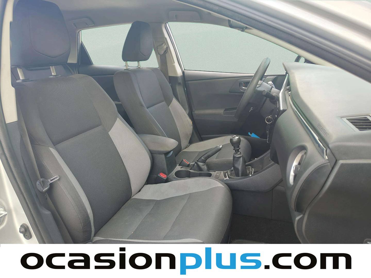 Toyota Auris Toyota Auris 90D Business (90 CV) km 0