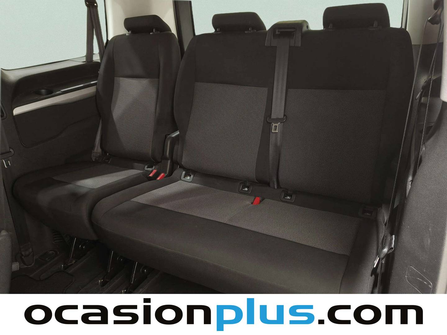 Extras y acabados del Toyota Proace Verso Toyota Proace Verso 2.0D Family Advance L1 (150 CV) 8 plazas