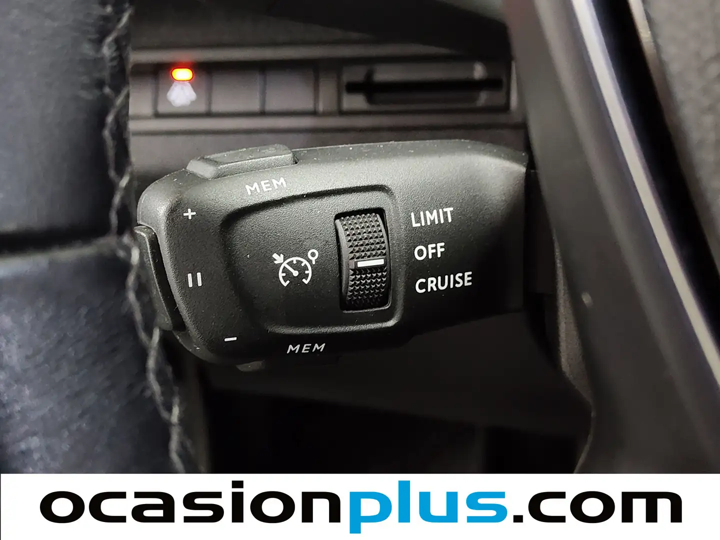 Foto Peugeot 3008 Peugeot 3008 PureTech 130 S&S Allure Pack (130 CV)