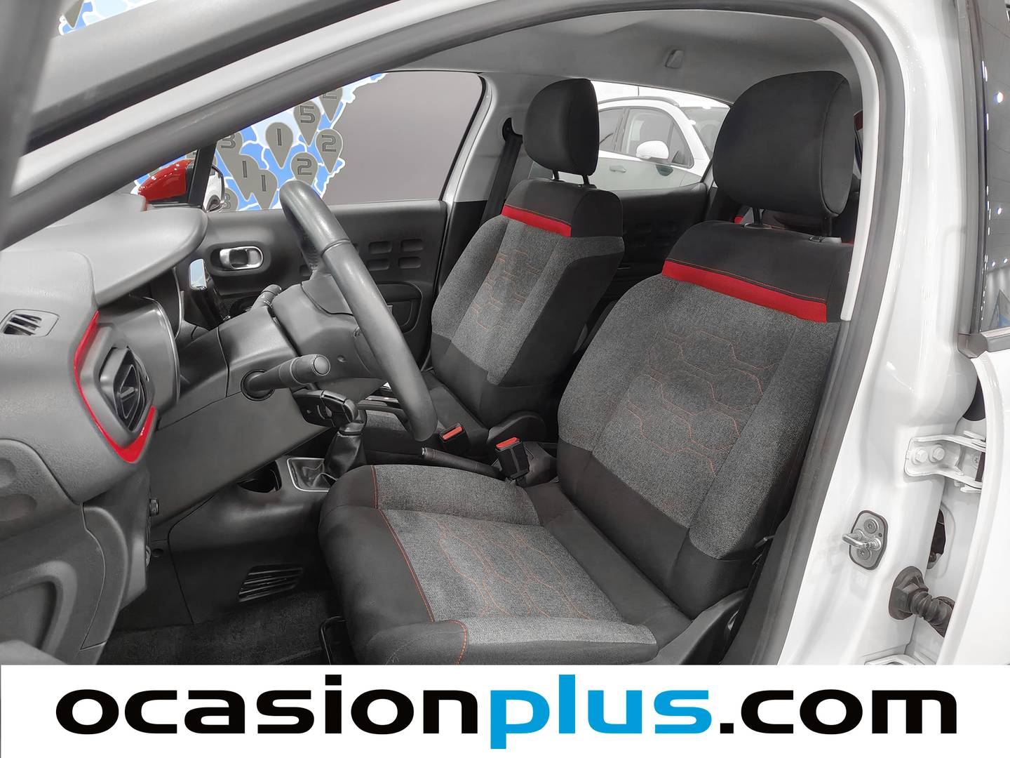 Foto asientos delanteros Citroën C3 Citroen C3 PureTech 82 Shine (82 CV)