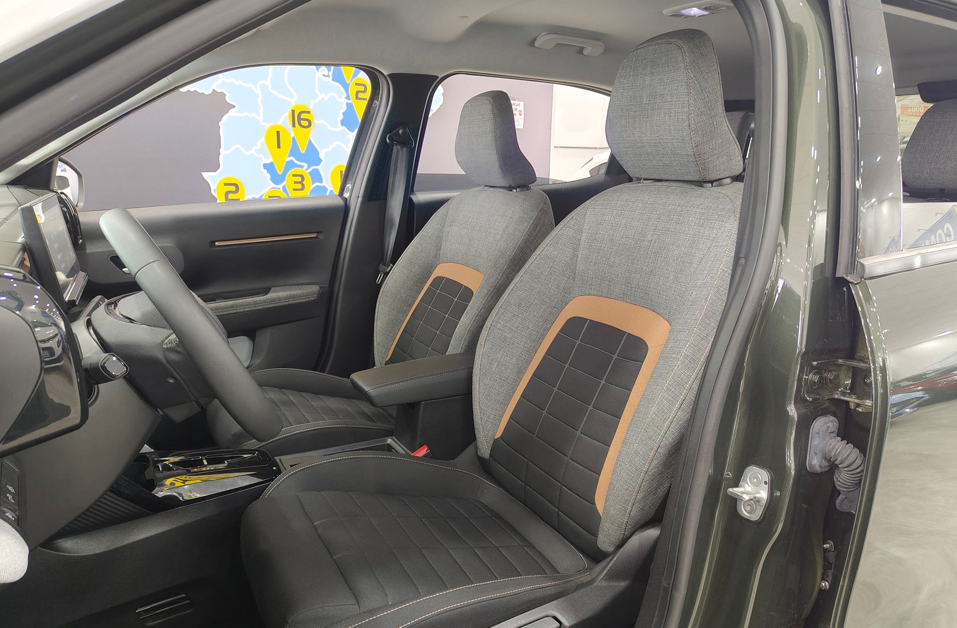 Citroën C3 Aircross Hybrid 136 Plus e-DCS6 - foto 10