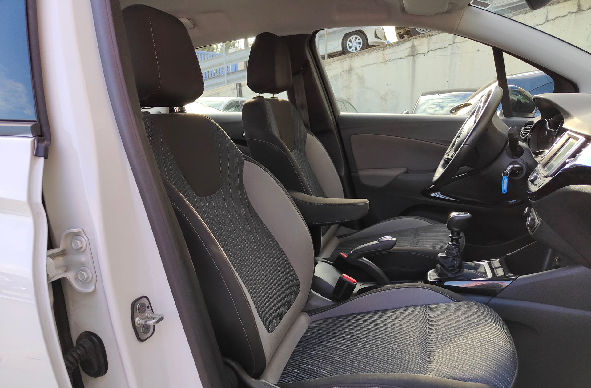 Opel Crossland 1.2 Design Line - foto 17