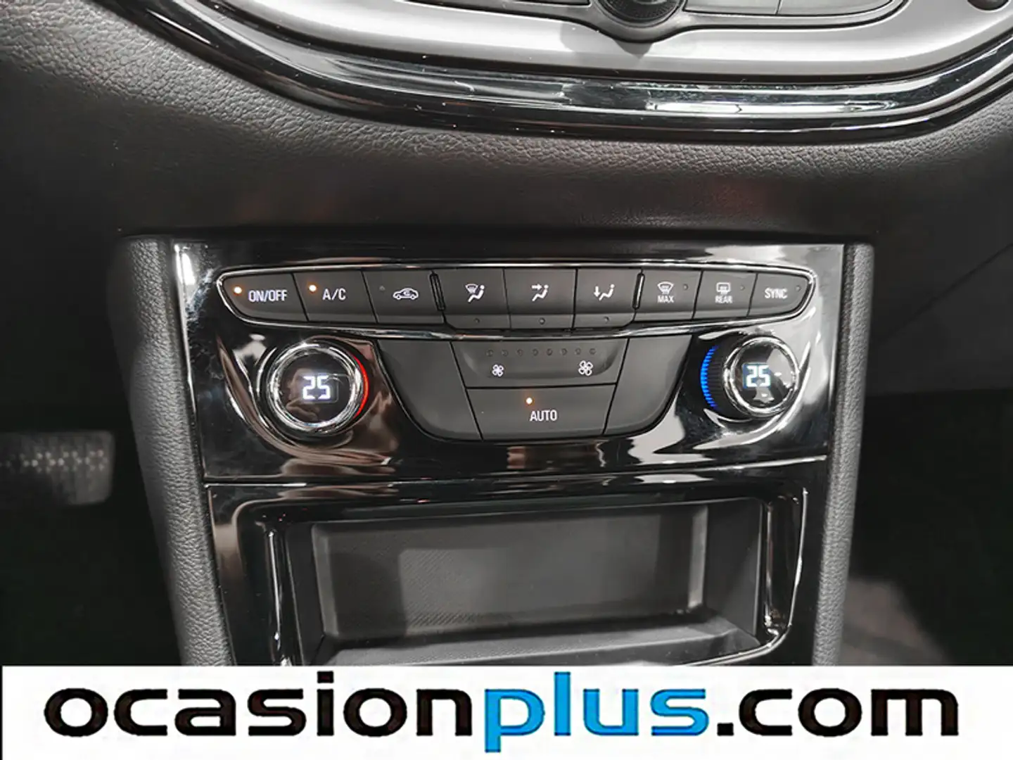 Foto Opel Astra Opel Astra 1.4 Turbo SHT Elegance CVT (145 CV)