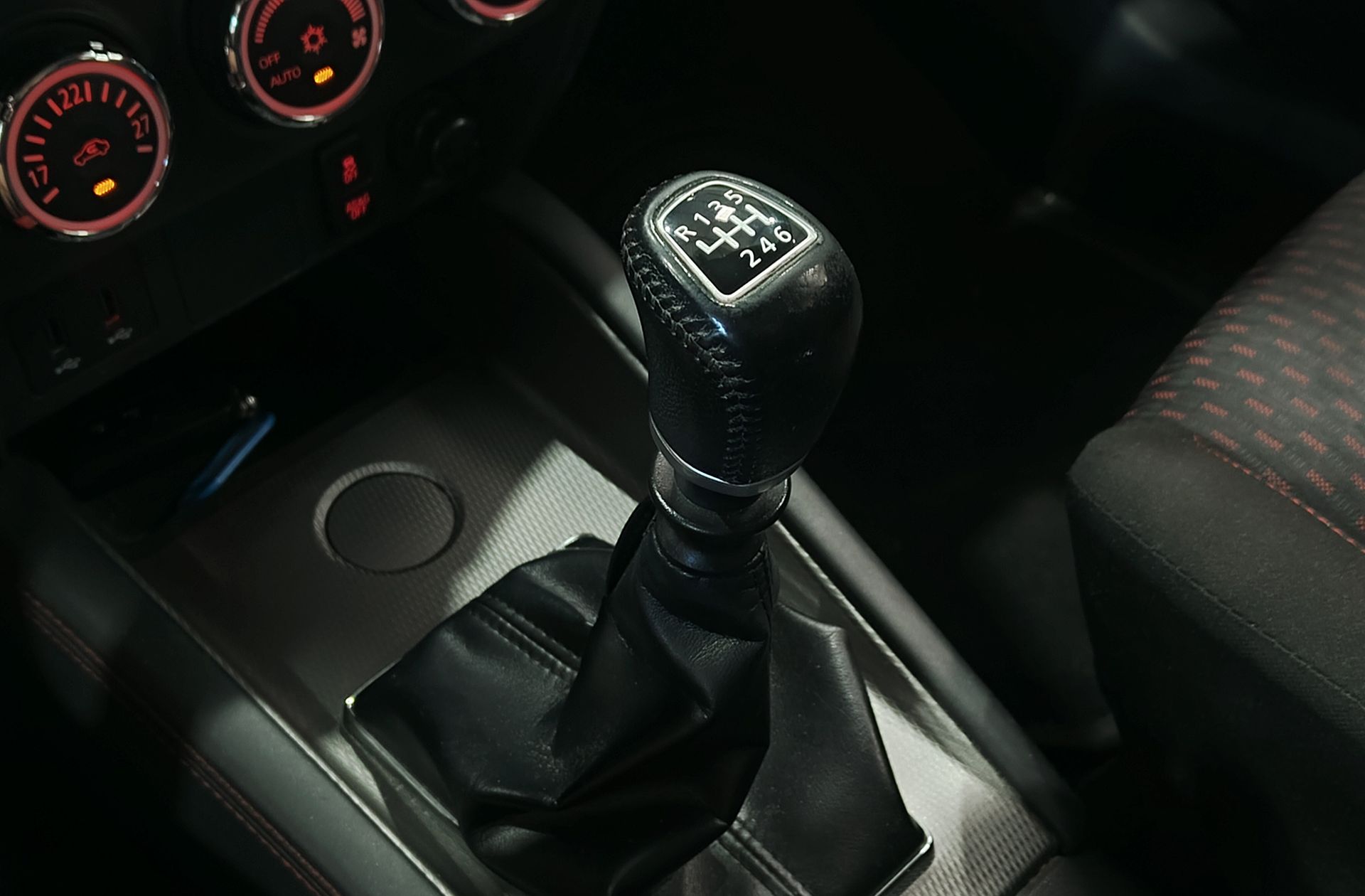 Mitsubishi ASX 160 DI-D Motion - foto 5