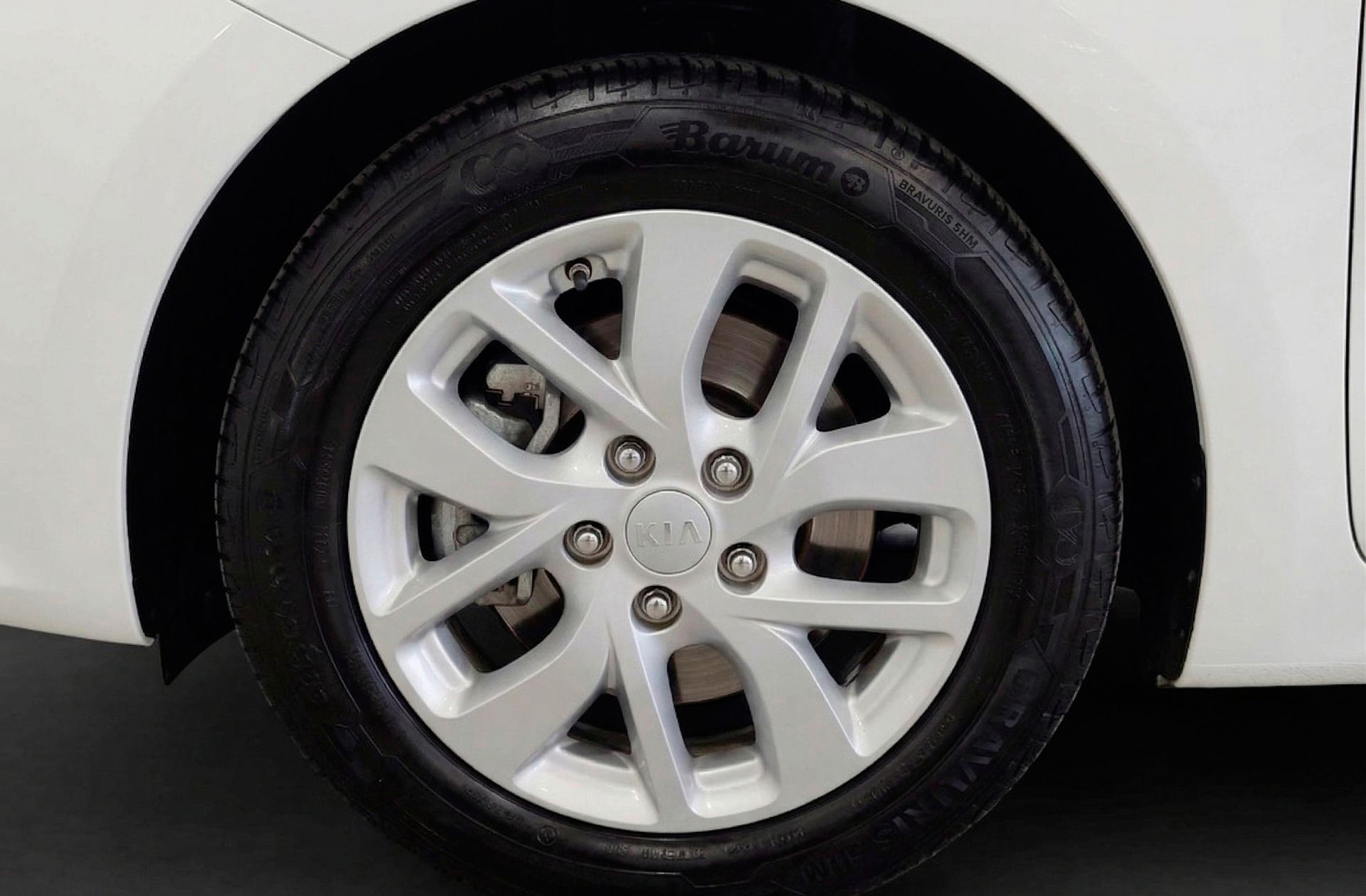 Kia Carens 1.7 CRDi VGT Concept Eco-Dynam - foto 29