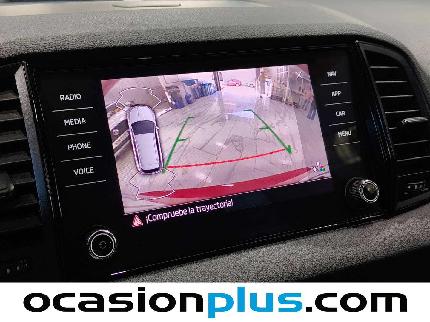 Foto Skoda Karoq Skoda Karoq 2.0 TDI Sportline DSG (115 CV)