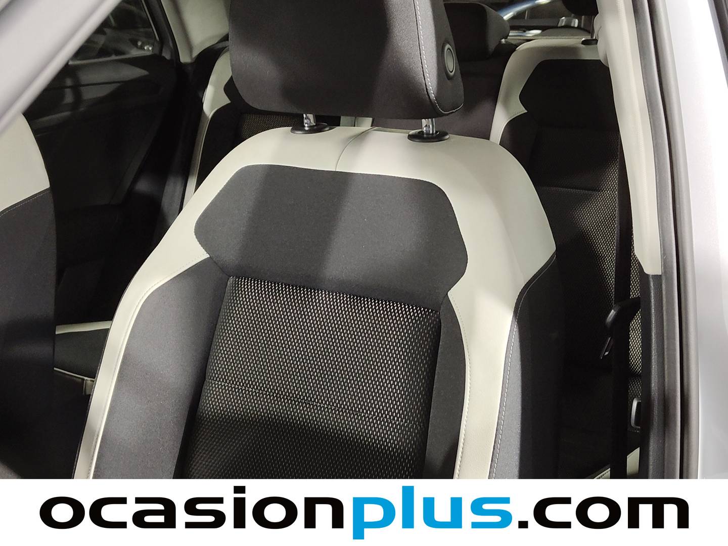 Foto Volkswagen T-Roc Volkswagen T-Roc Sport 1.5 TSI (150 CV) DSG