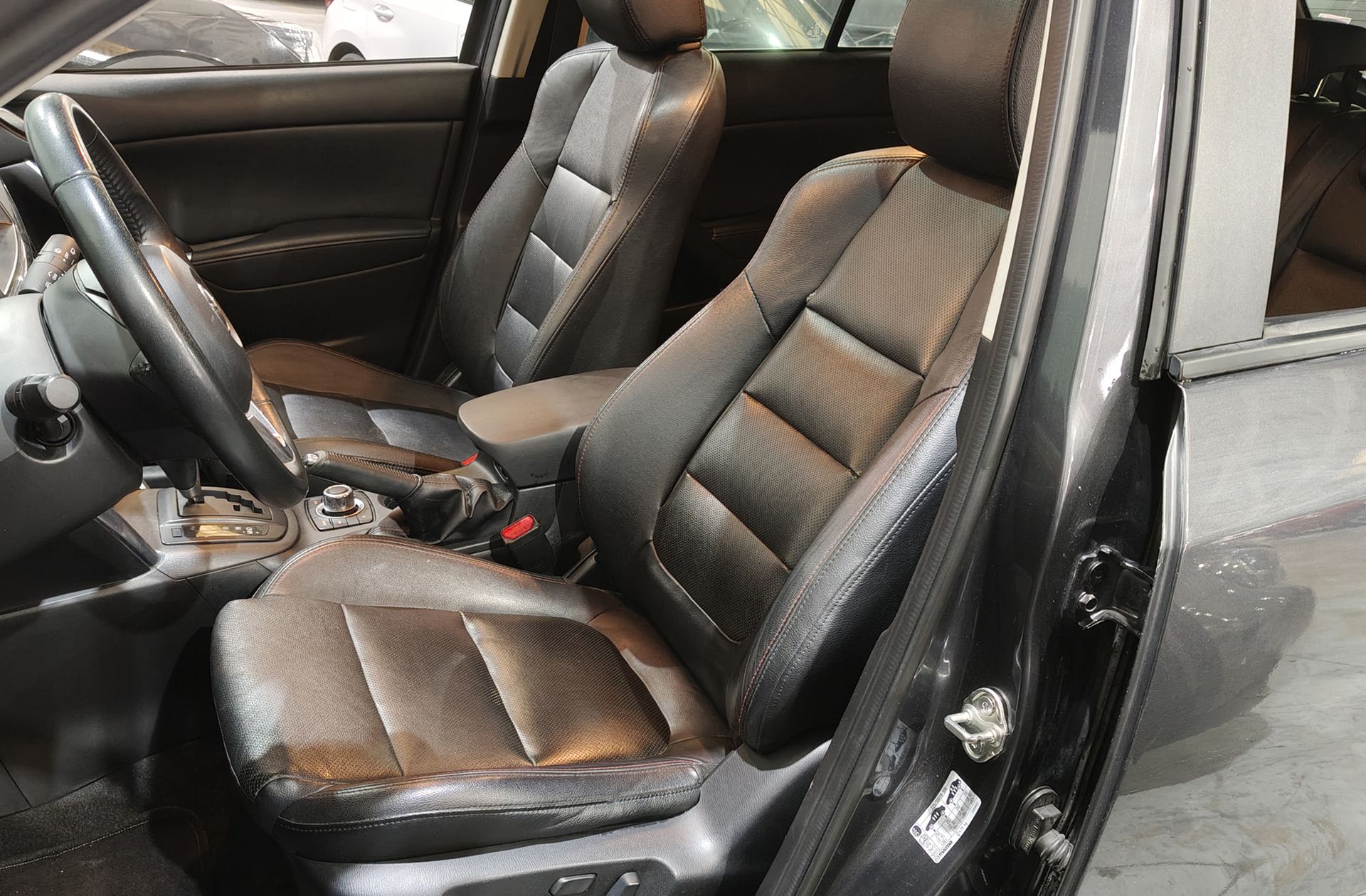 Mazda CX-5 2.2 DE Luxury 4WD - foto 13