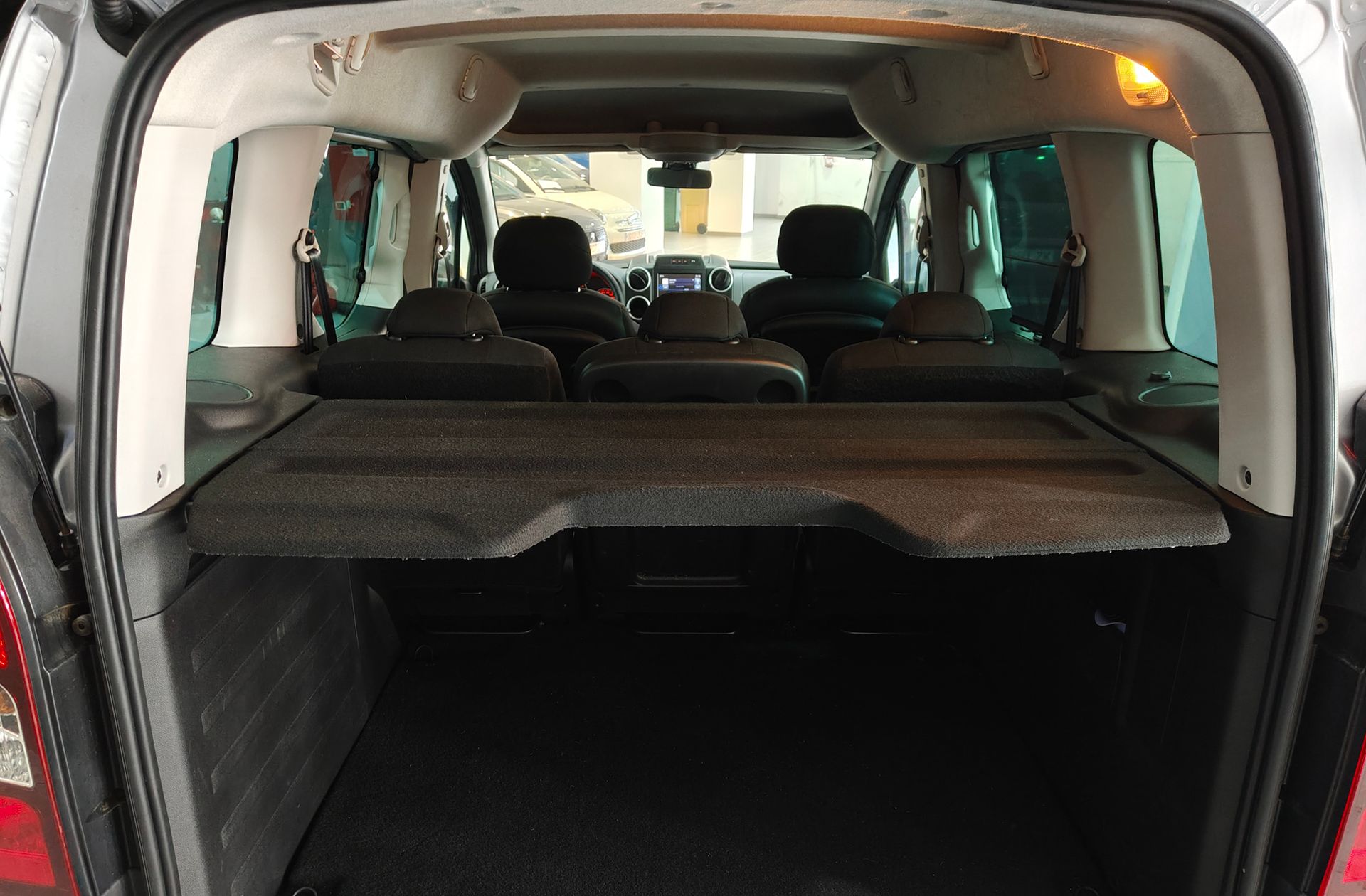 Peugeot Partner Tepee BlueHDi 100 Adventure Edition - foto 16