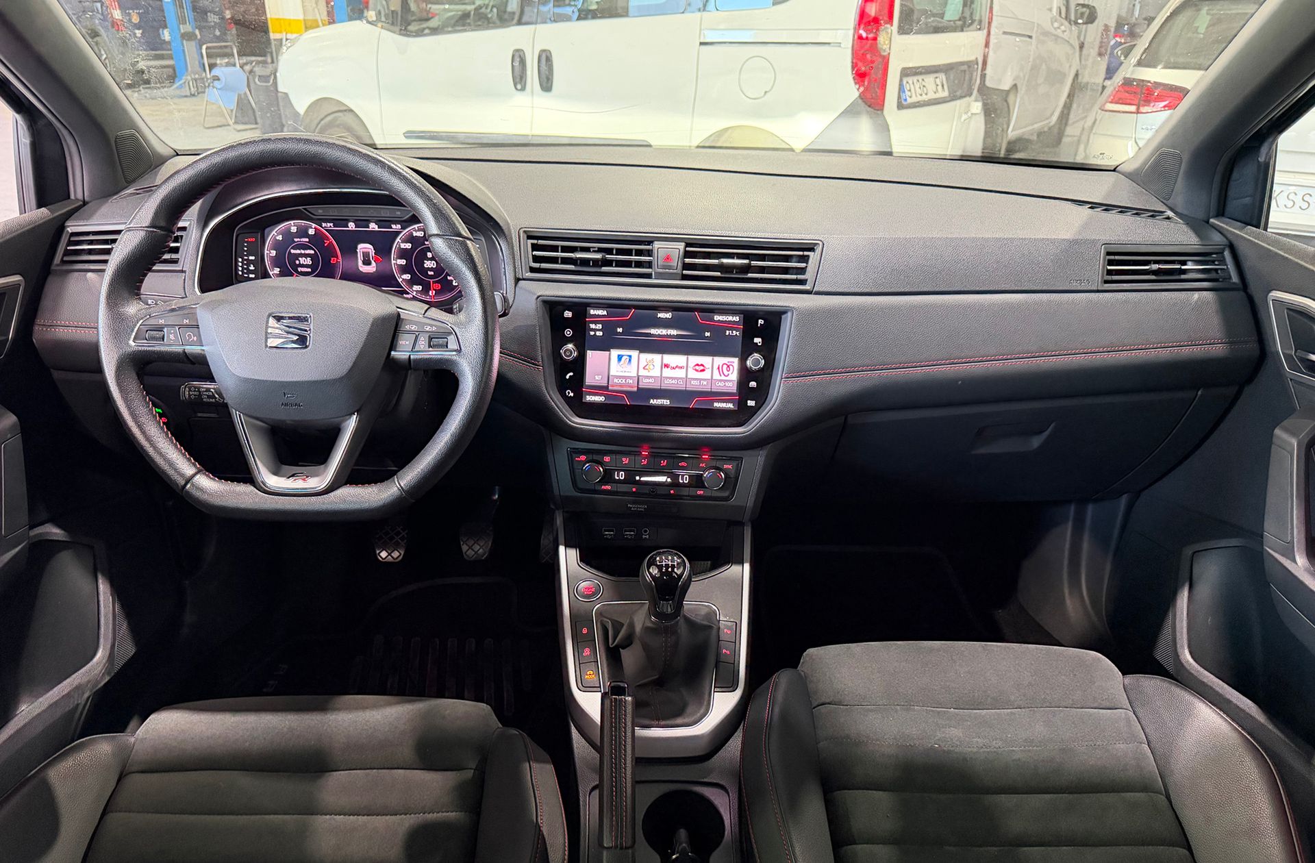 SEAT Arona 1.0 TSI Ecomotive FR Edition - foto 6