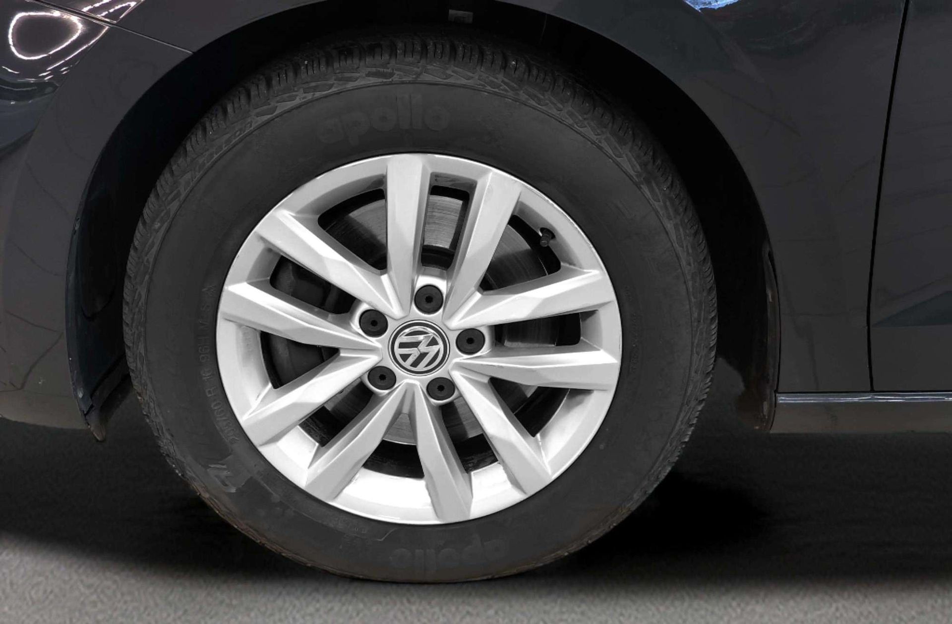 Volkswagen Touran Advance 2.0 TDI DSG - foto 40