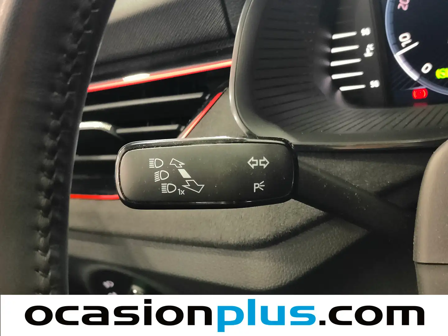 Foto Skoda Kamiq Skoda Kamiq 1.5 TSI Design DSG (150 CV)