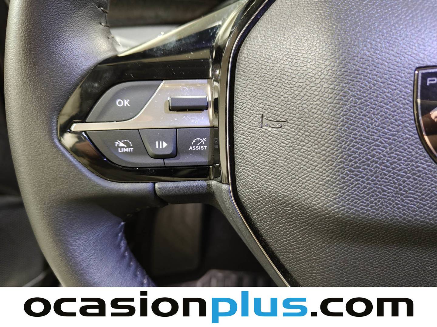 Peugeot 408 Peugeot 408 Puretech 130 Allure EAT8 (130 CV) 130cv