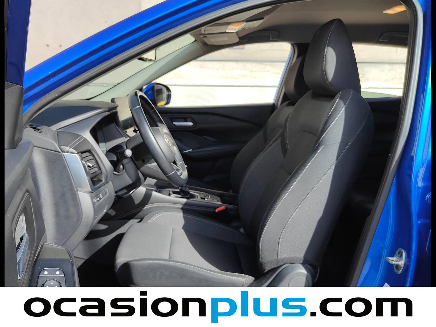 Foto asientos delanteros Nissan QASHQAI Nissan Qashqai DIG-T 140 mHEV N-Connecta 4x2 (140 CV)