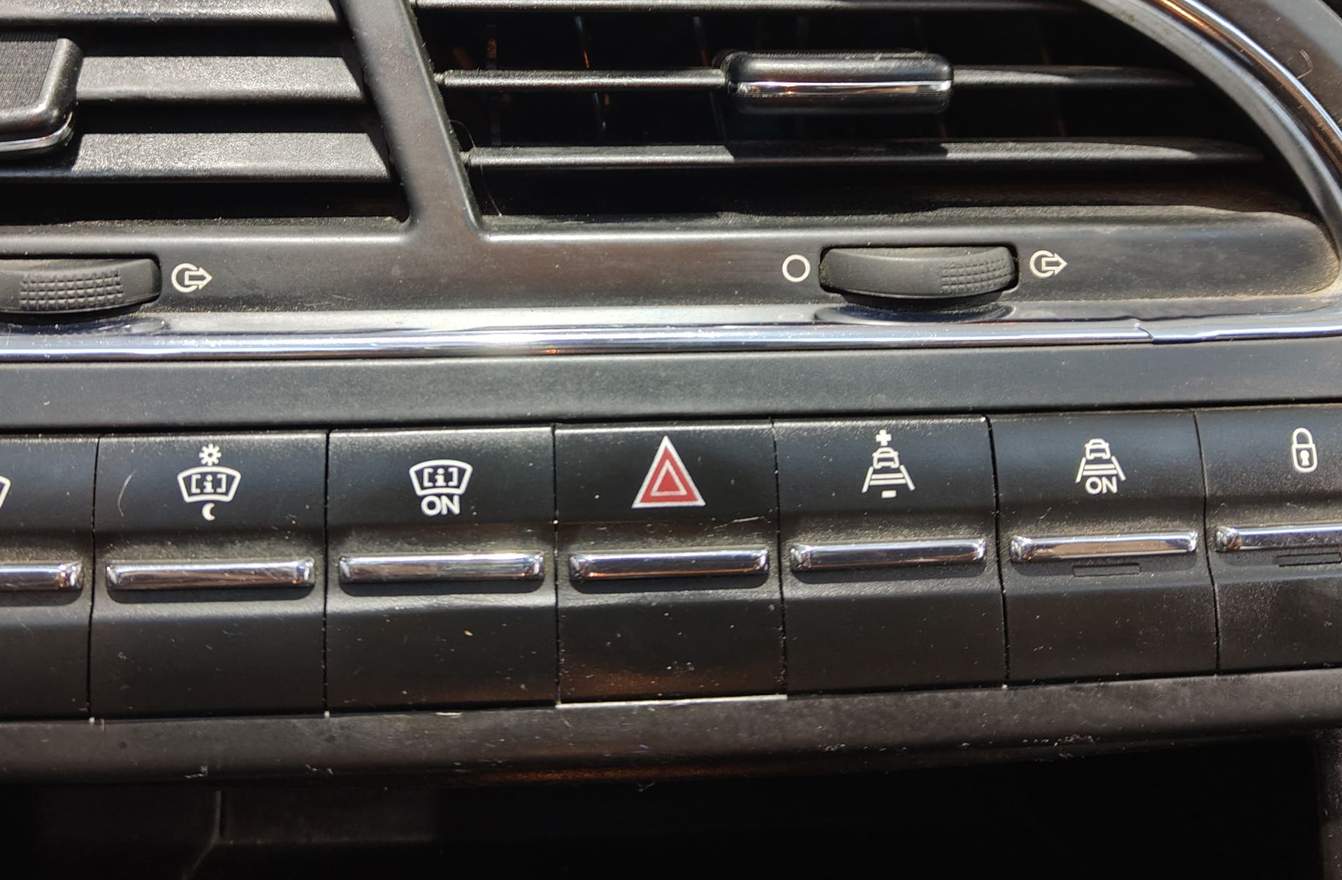 Peugeot 5008 2.0 HDi Sport Pack - foto 24