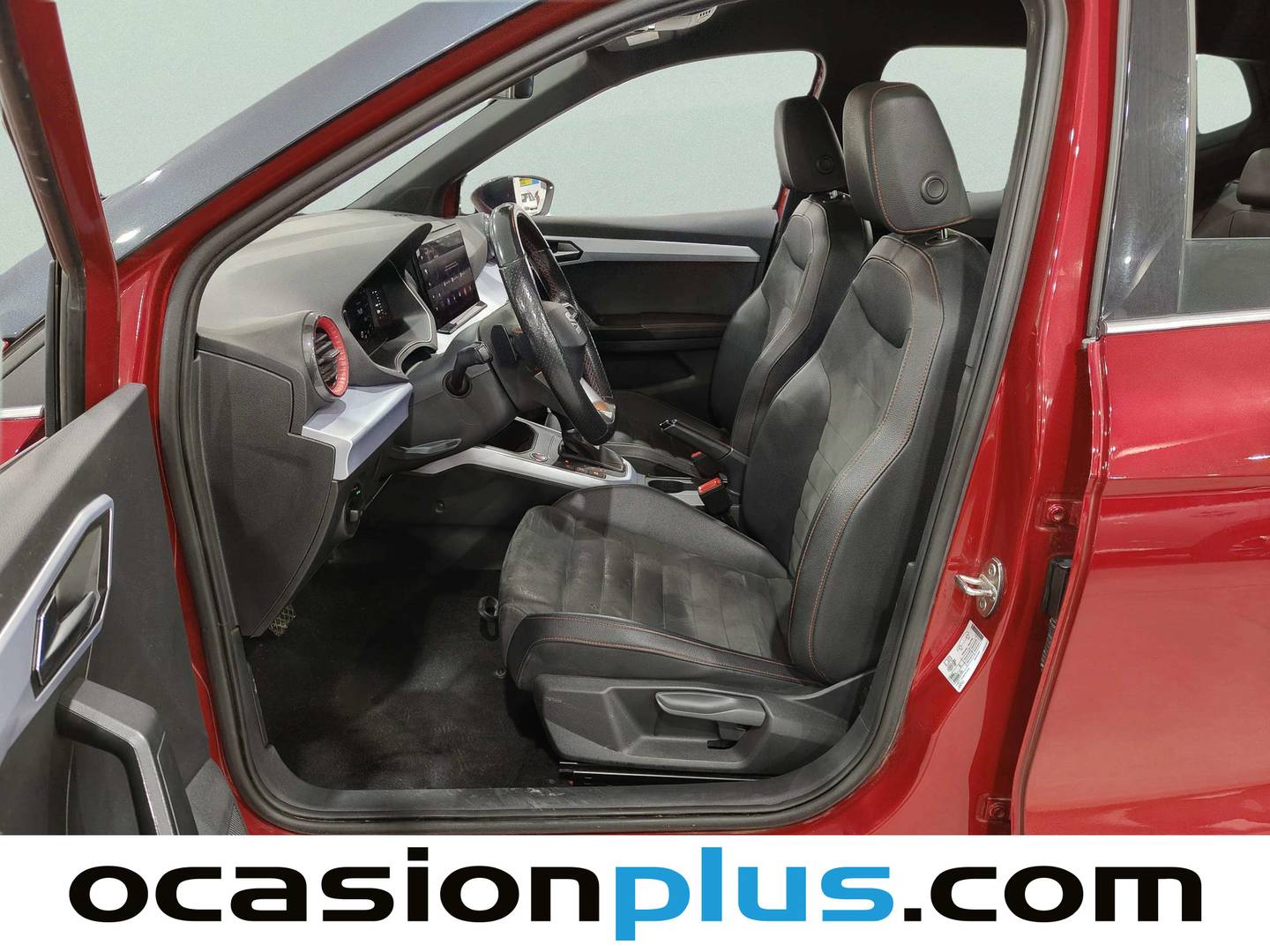 Foto asientos delanteros Seat Arona Seat Arona 1.5 TSI FR DSG (150 CV)