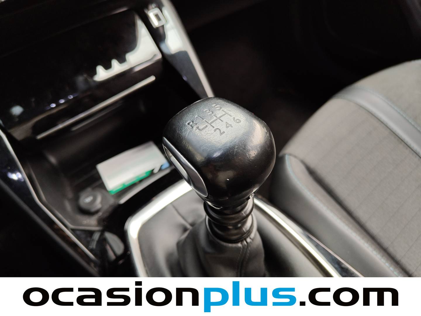 Foto Peugeot 2008 Peugeot 2008 PureTech 130 S&S Allure Pack (130 CV)