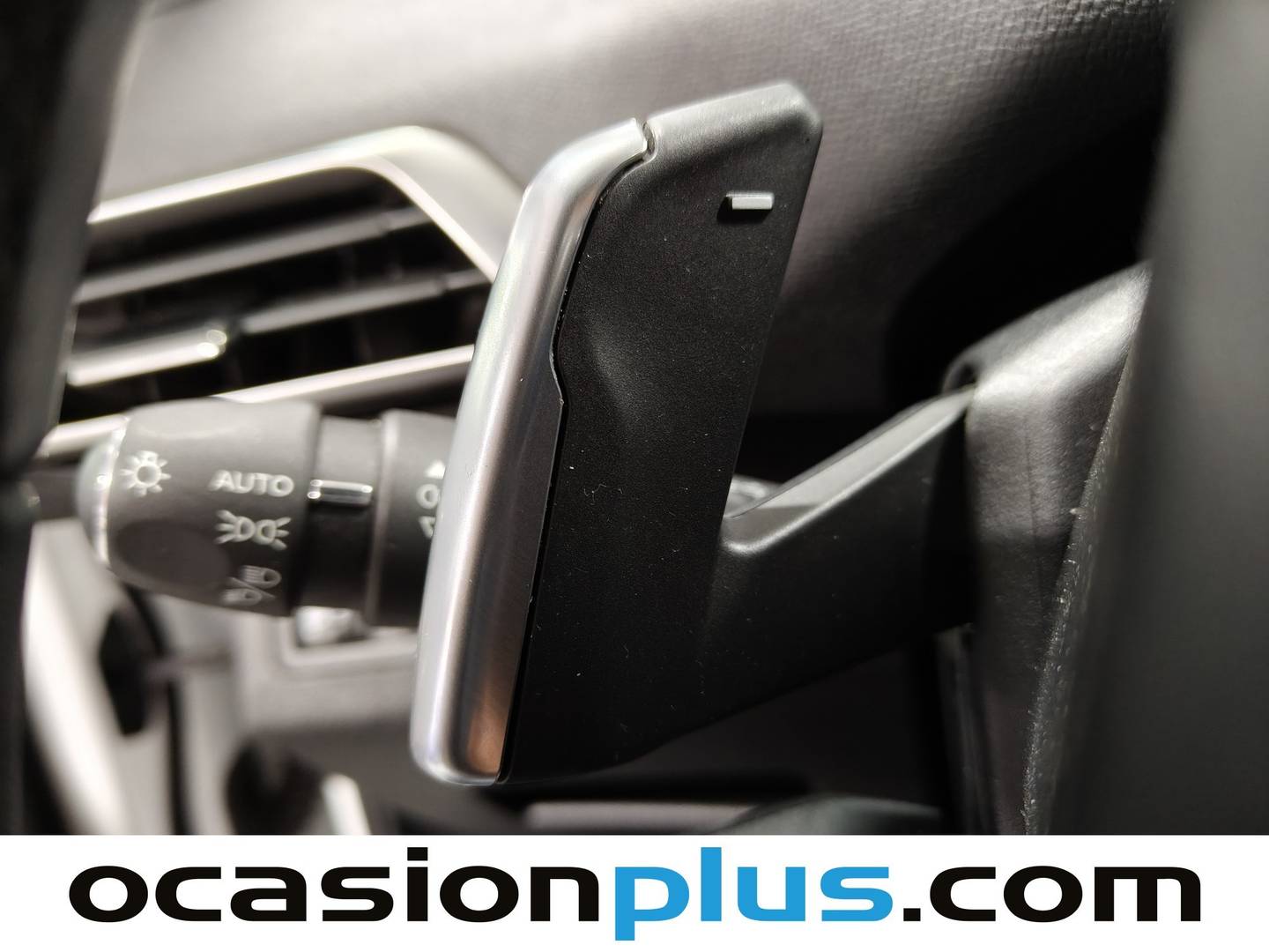 Foto Peugeot 3008 Hybrid Peugeot 3008 Hybrid 300 Allure Pack e-EAT8 (300 CV)