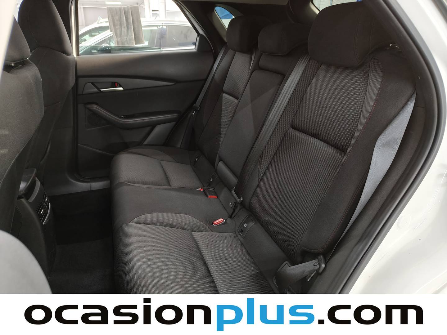 Foto asientos traseros Mazda CX-30 Mazda CX-30 e-SKYACTIV G Homura AT (140 CV)