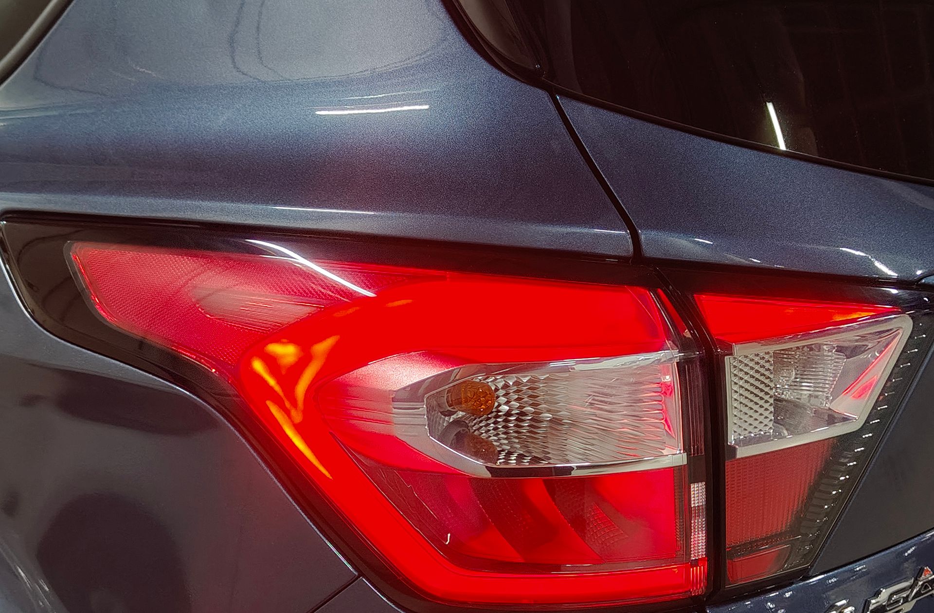 Ford Kuga 1.5 EcoBoost ST-Line Limited Edition 4x4 - foto 20