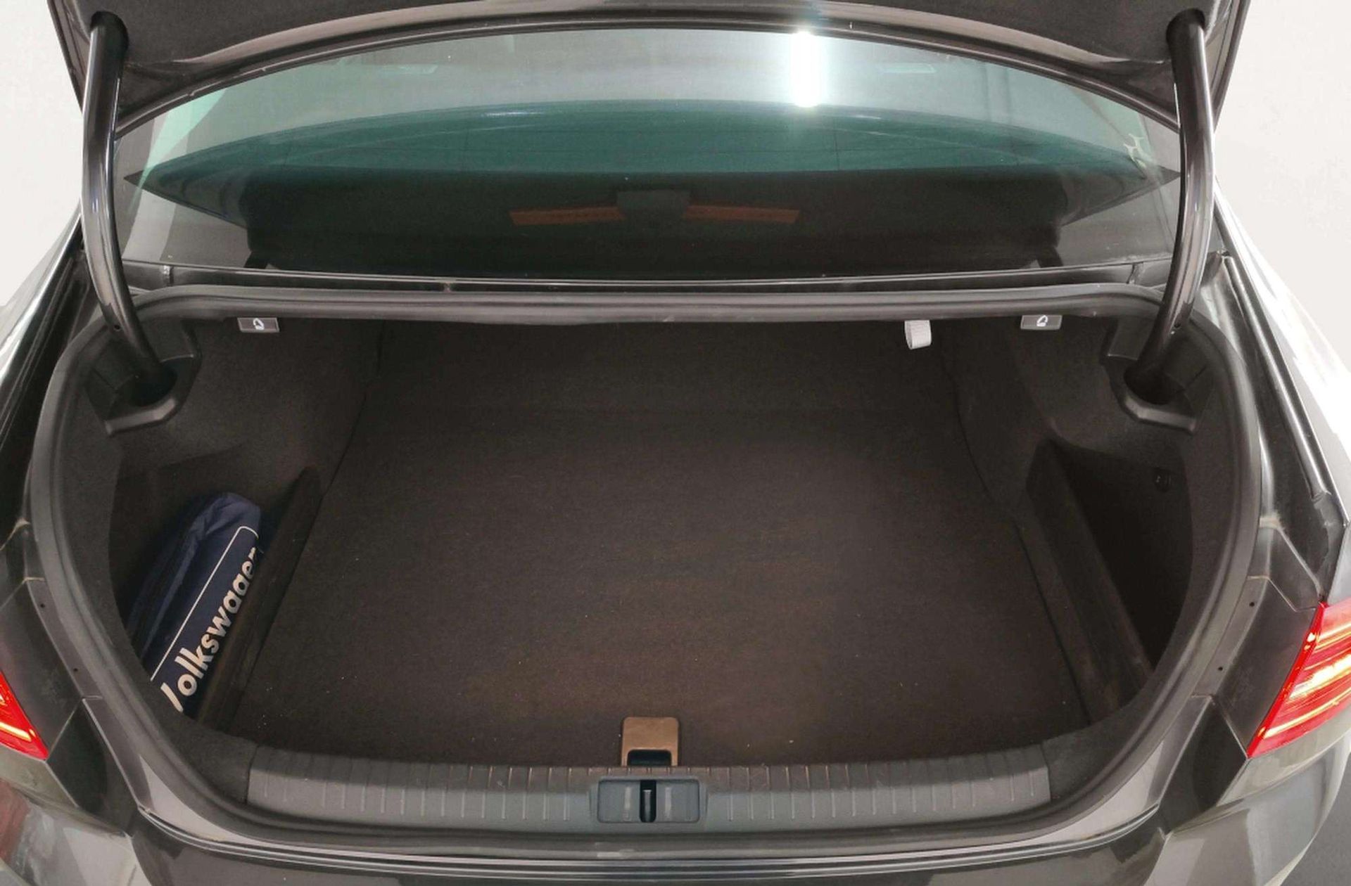 Volkswagen Passat Sport 1.5 TSI - foto 24