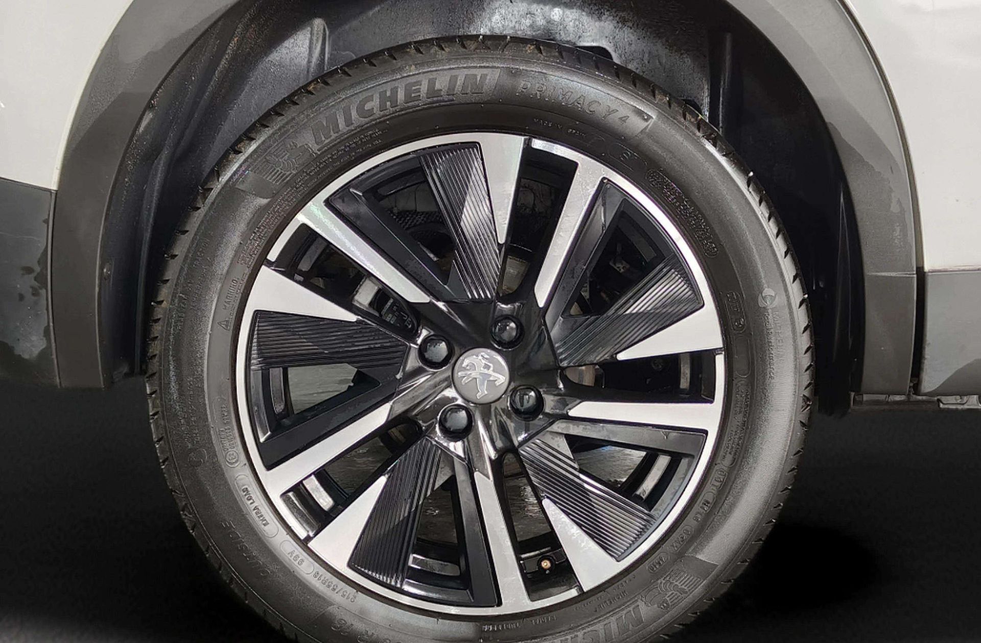 Peugeot 2008 PureTech 155 GT EAT8 - foto 45