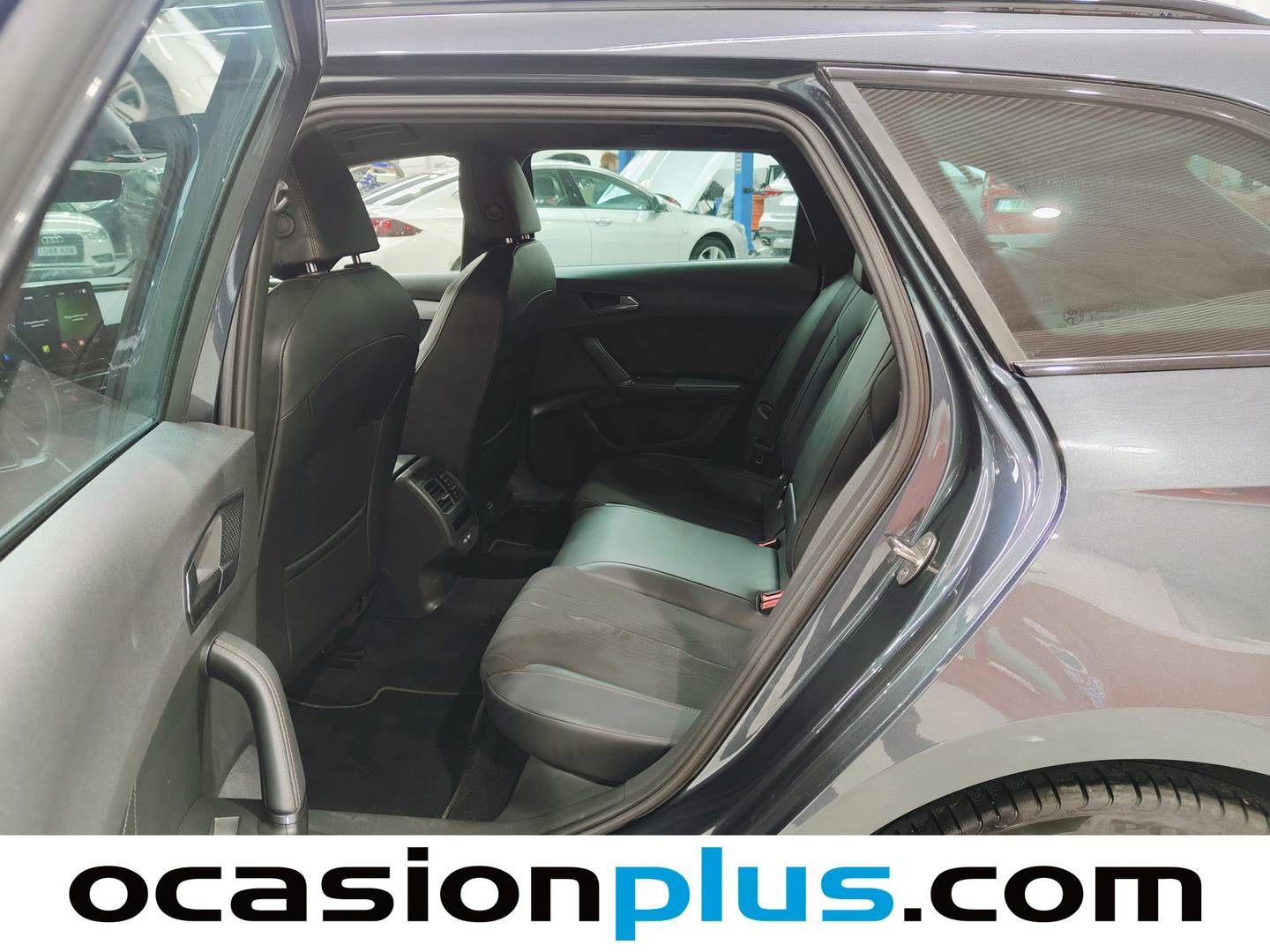 Foto asientos traseros Cupra León CUPRA Leon Sportstourer 1.5 eTSI DSG (150 CV)