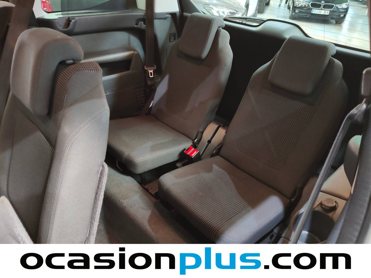Extras y acabados del Peugeot 5008 Peugeot 5008 1.6 BlueHDi Style FAP 7 Plazas (120 CV)