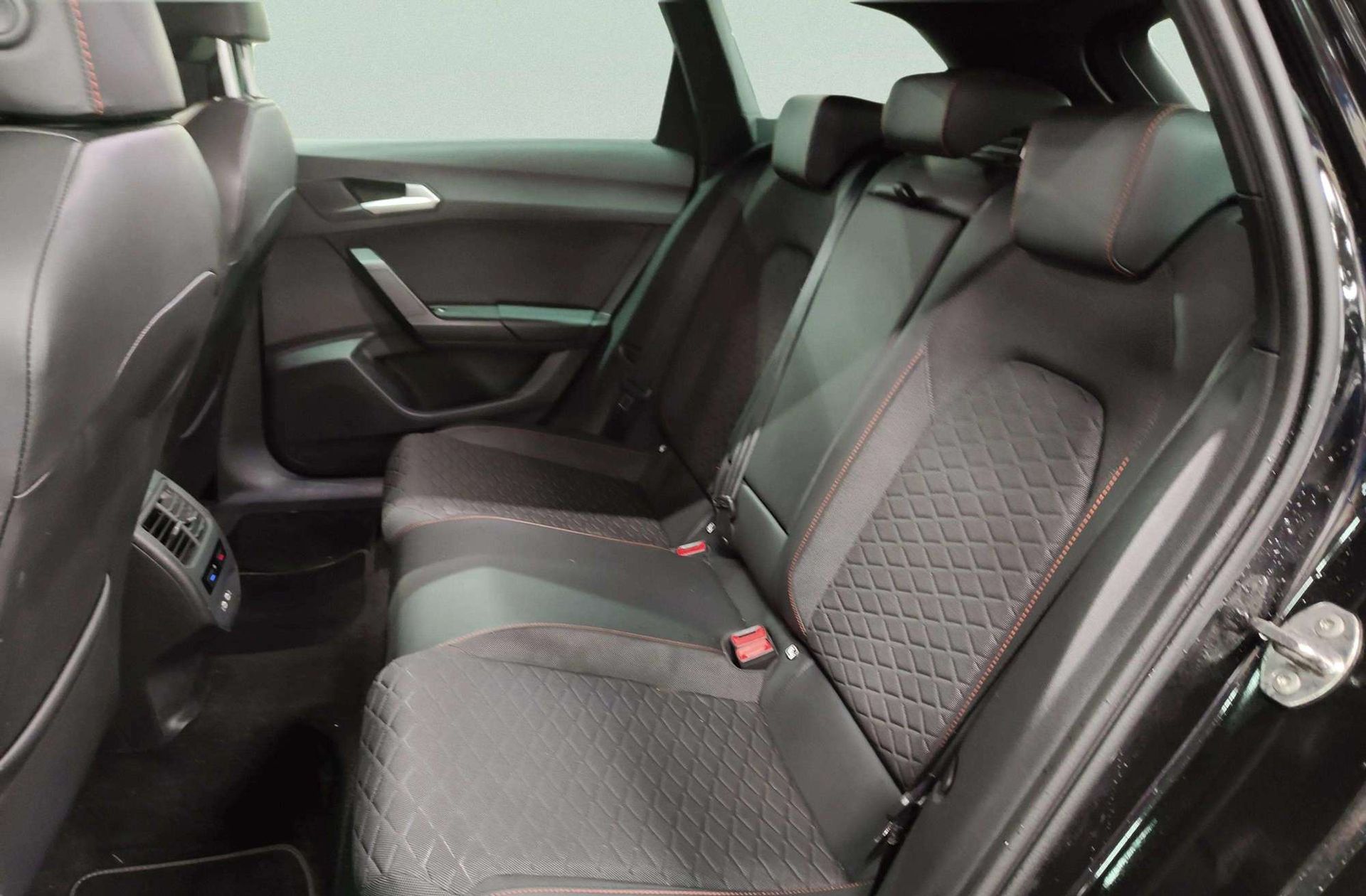 SEAT León ST 1.5 eTSI FR Go L DSG - foto 18