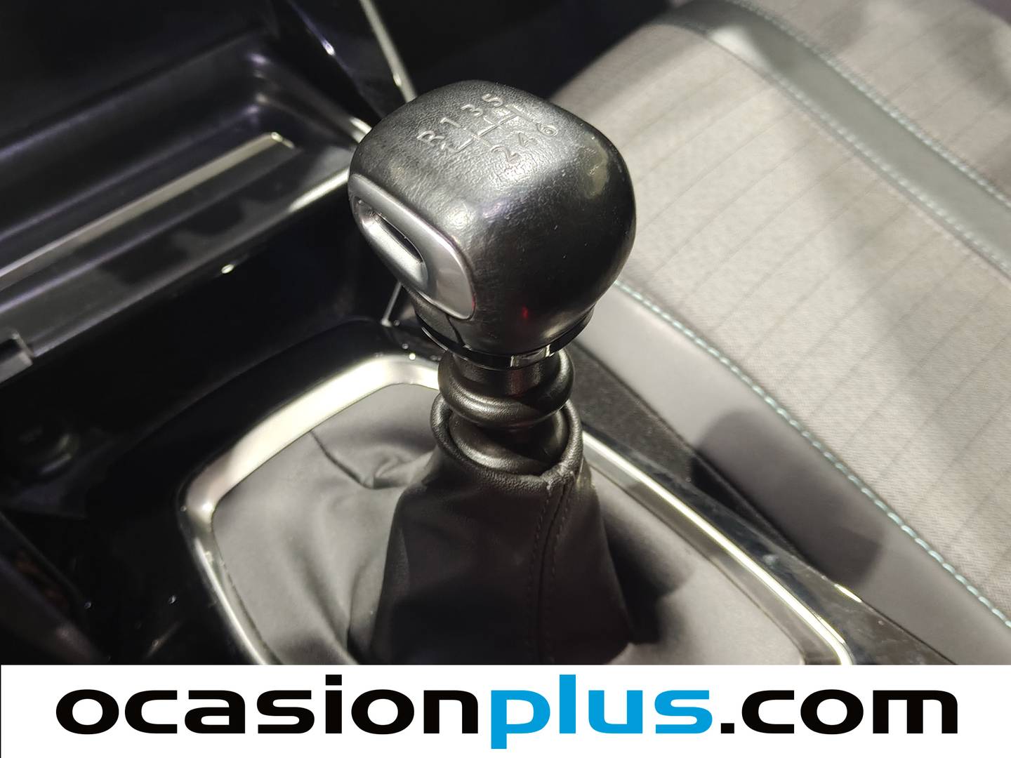 Foto Peugeot 2008 Peugeot 2008 PureTech 130 S&S Allure  (130 CV)