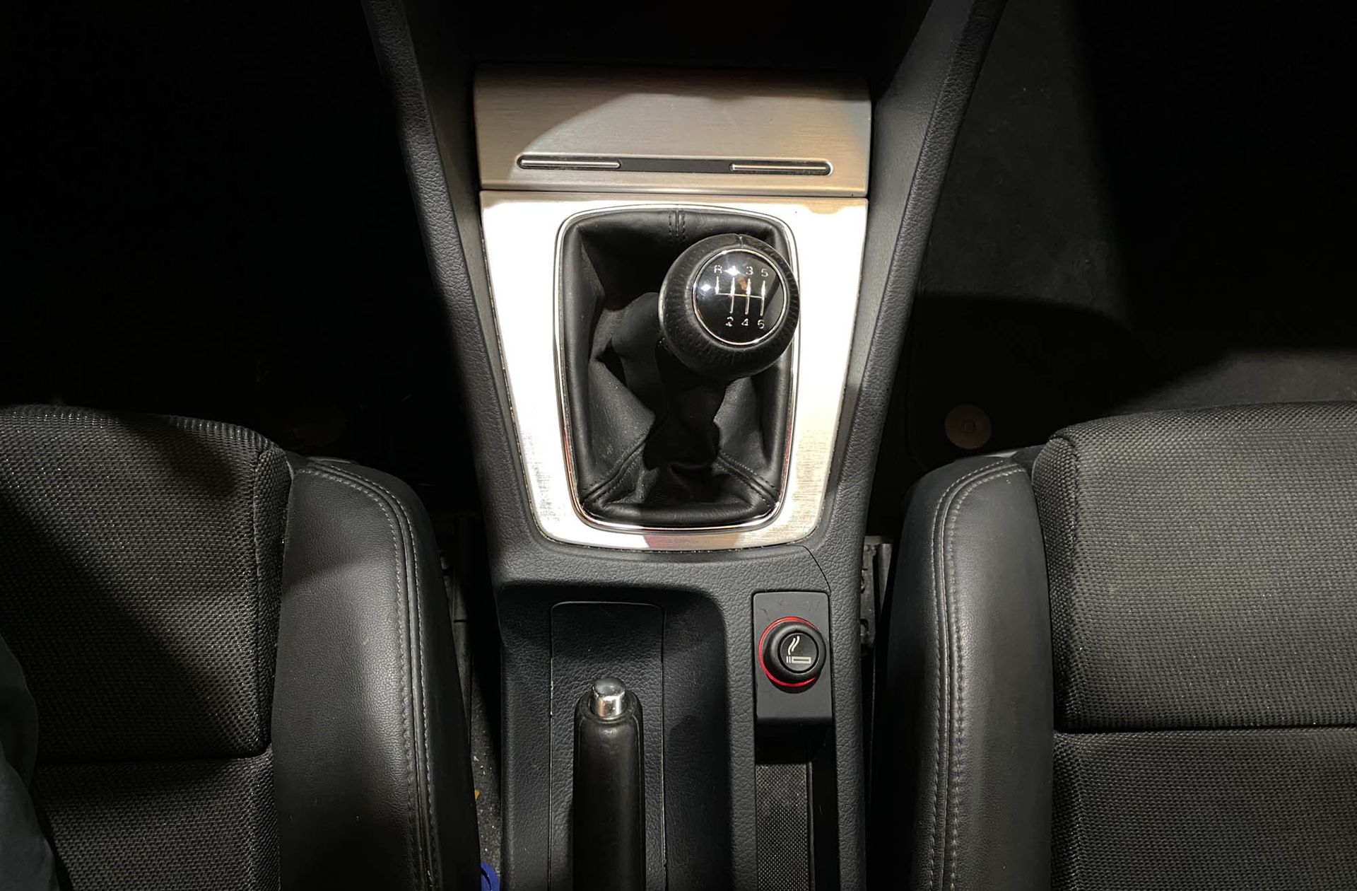 Audi A4 2.0 TDI - foto 5