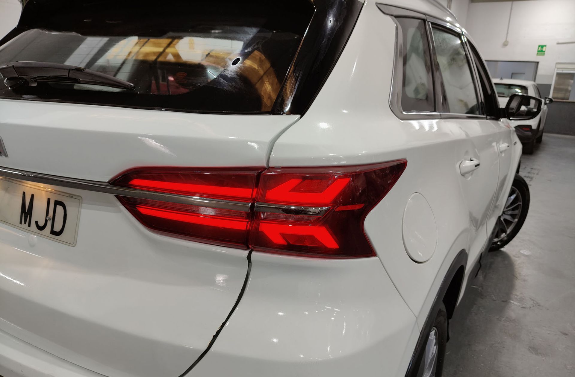 SWM G01 1.5T Luxury - foto 16