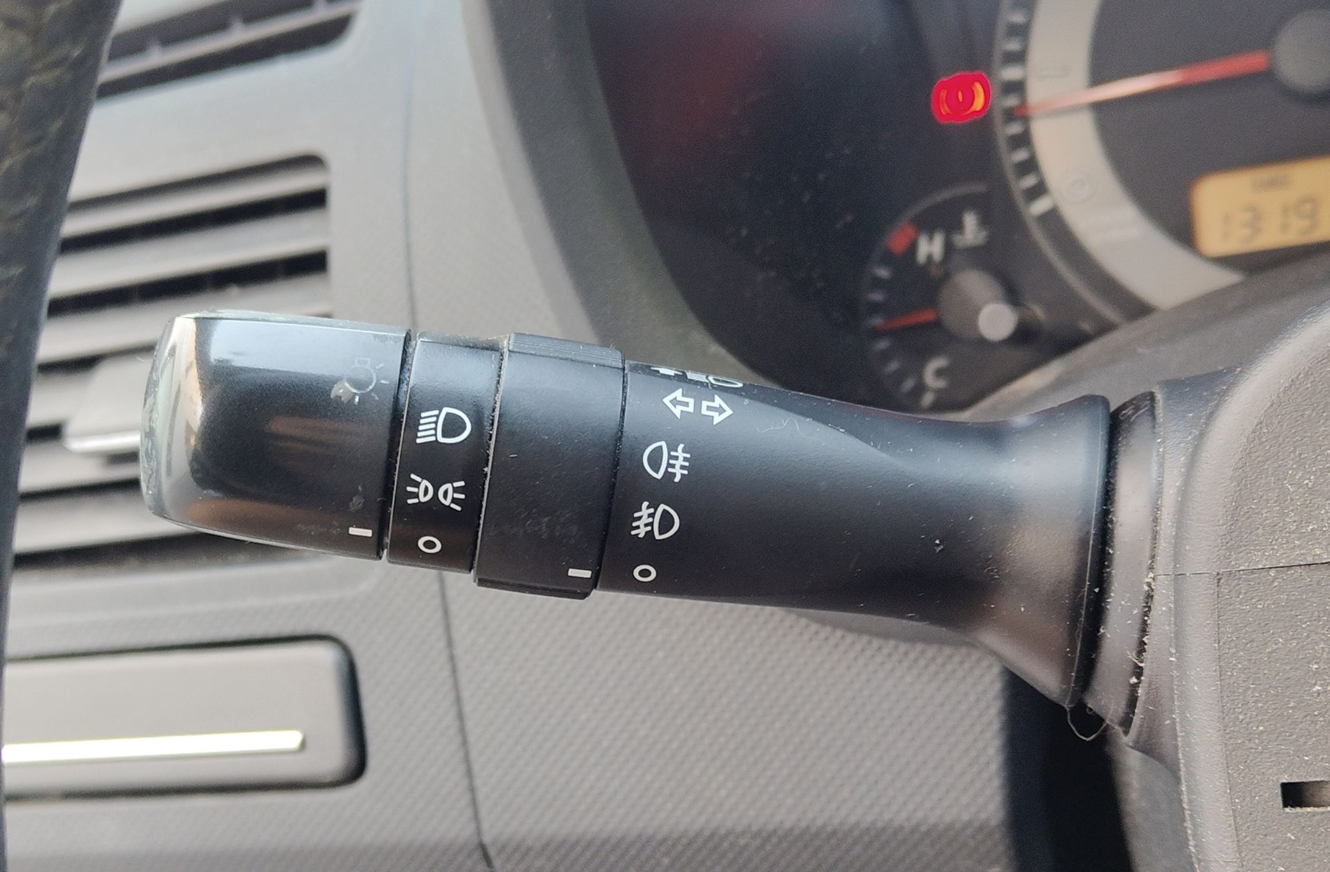 Toyota Auris 1.6 VVT-i Active - foto 27