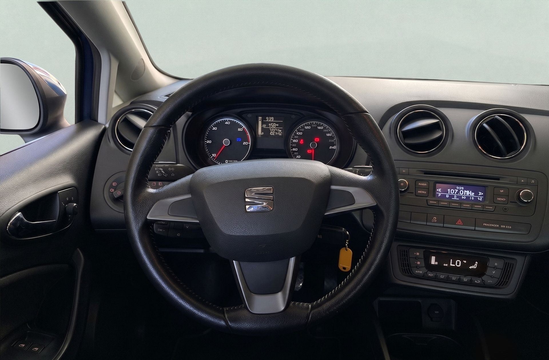 SEAT Ibiza 1.6 TDI Style - foto 20