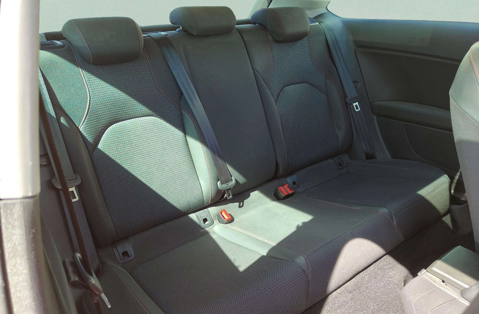 SEAT León SC 1.4 TSI ACT FR DSG - foto 21