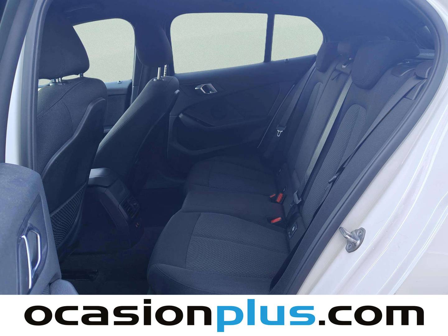 Foto asientos traseros BMW Serie 1 BMW Serie 1 118d Business (150 CV)