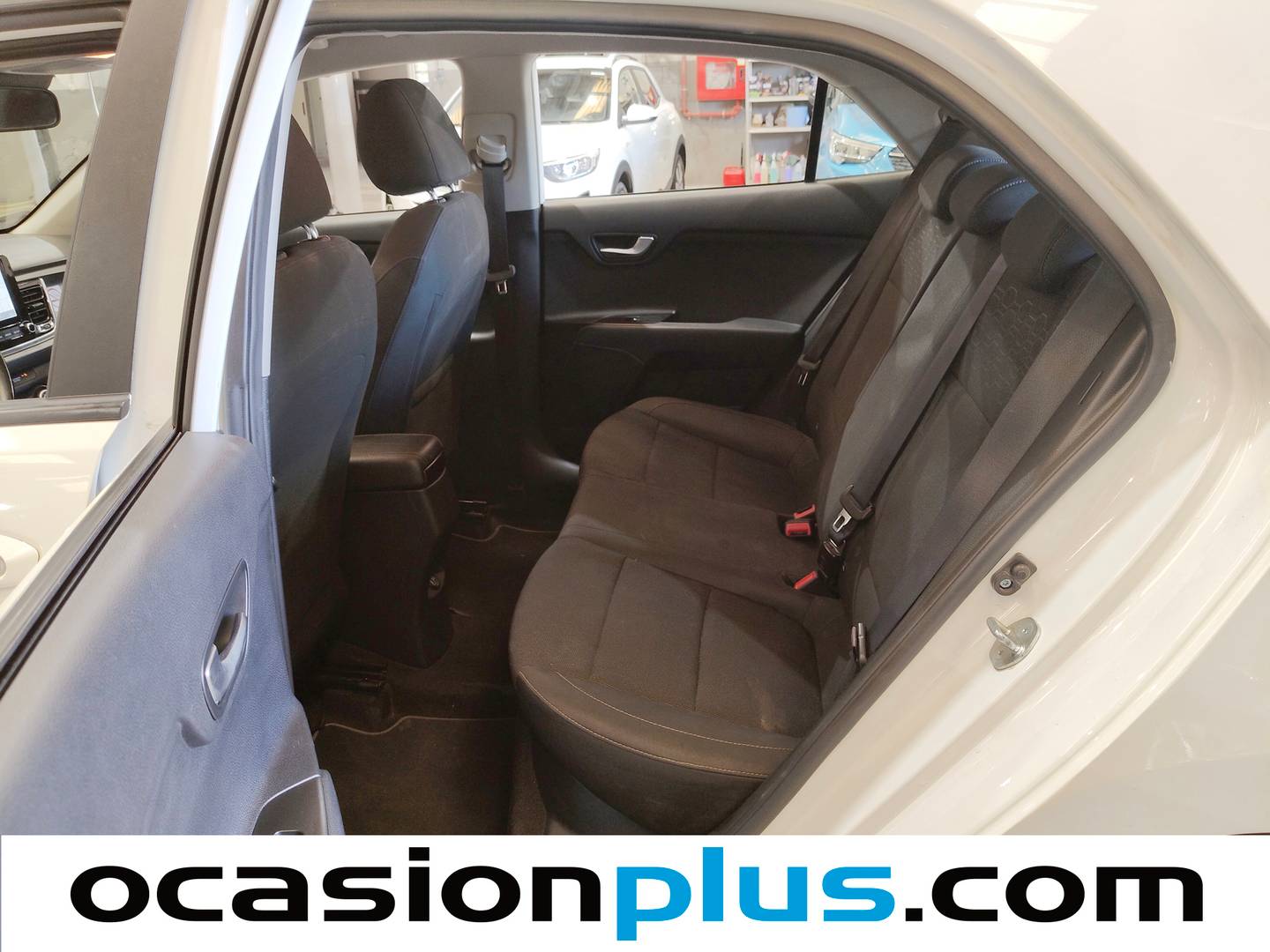 Foto asientos traseros KIA Rio KIA Rio 1.0 T-GDi MHEV iMT Drive (100 CV)