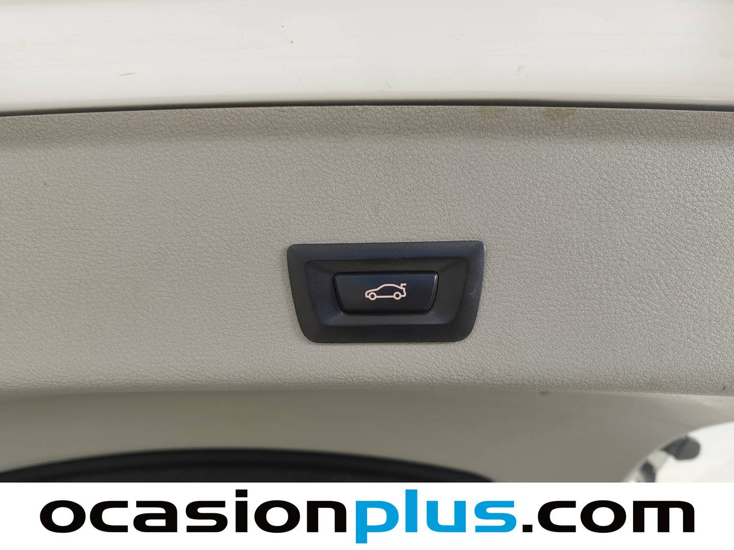 Equipamiento del BMW X4 BMW X4 xDrive20d  (190 CV)
