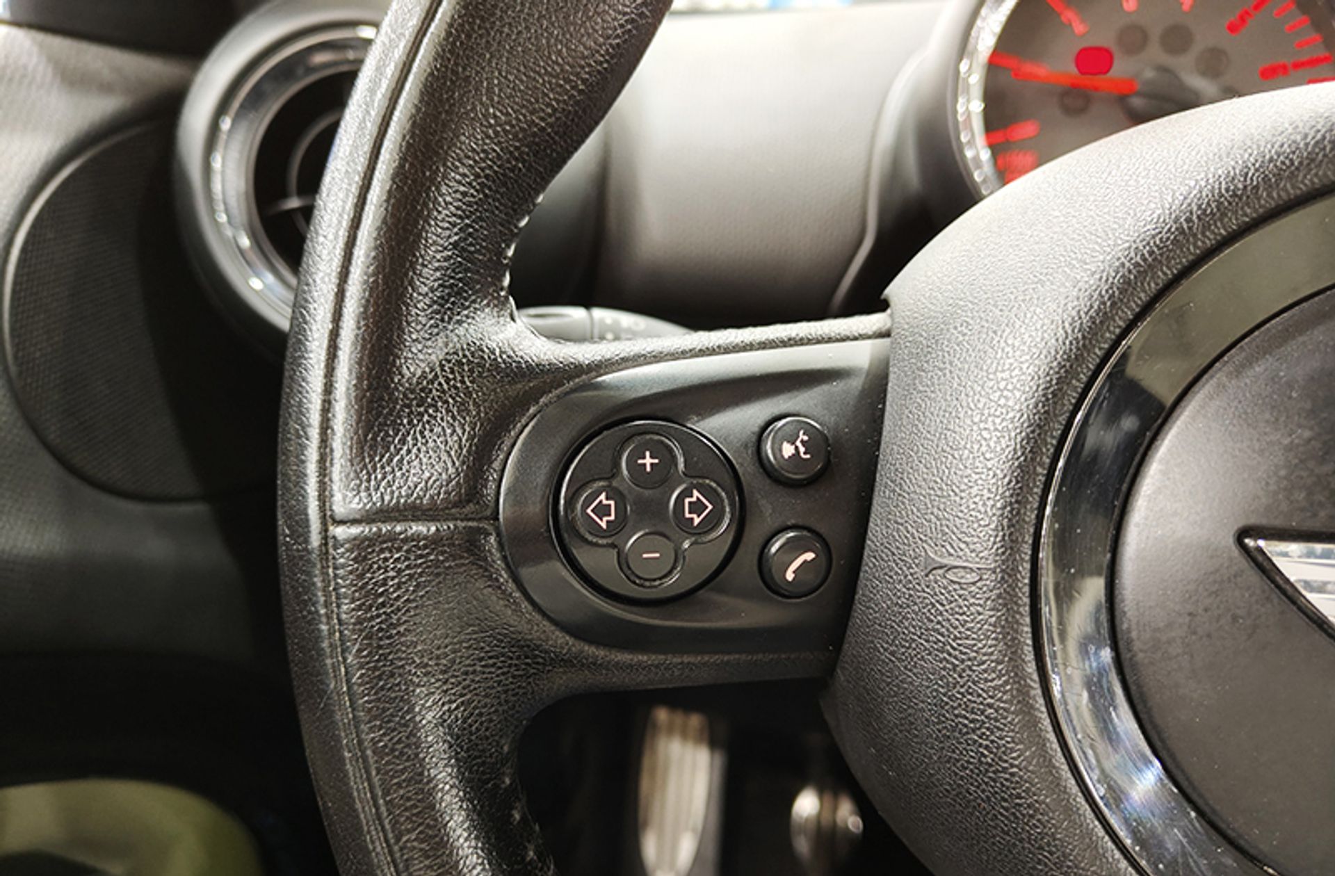 MINI Countryman Cooper SD - foto 27