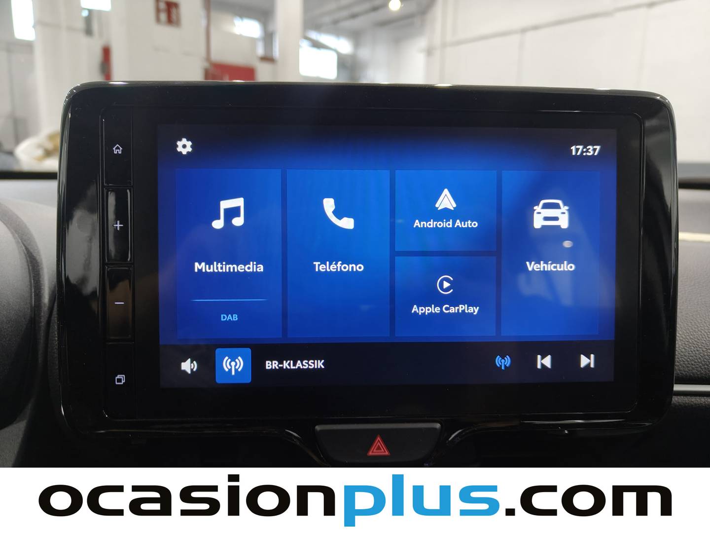 Foto Toyota Yaris Cross Toyota Yaris Cross 120H Business Plus (116 CV)